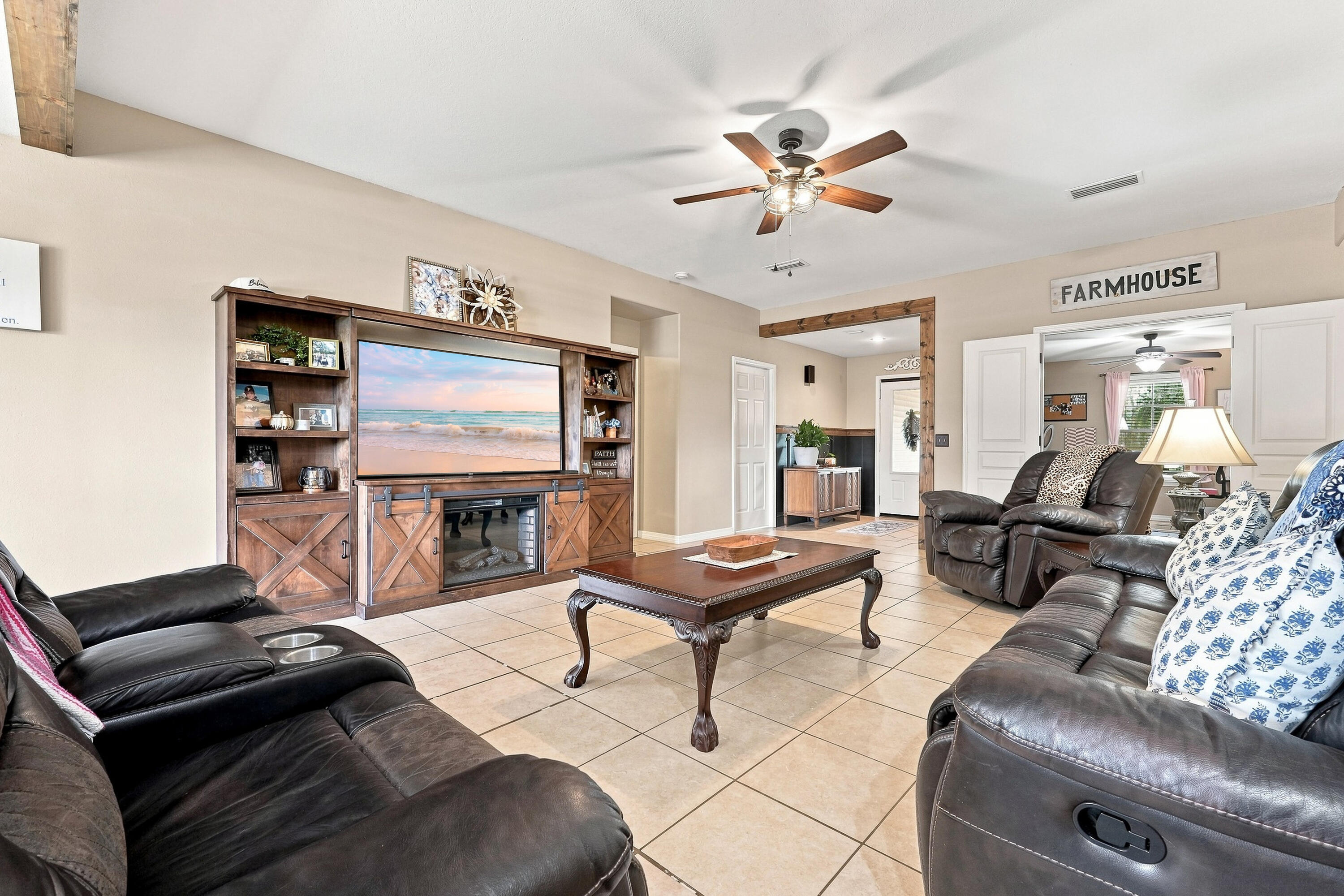 HUNTERS RIDGE - Residential