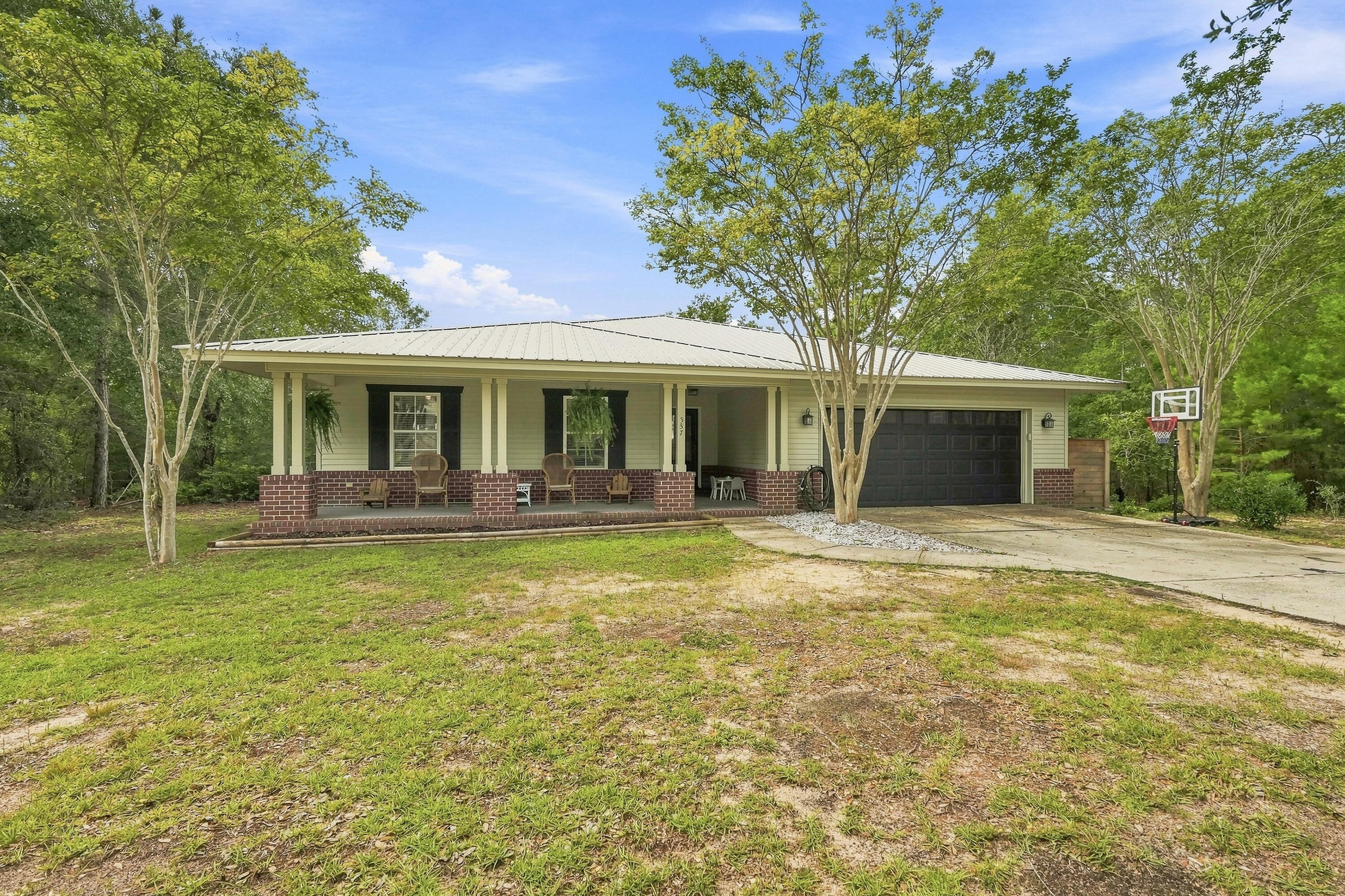 HUNTERS RIDGE - Residential