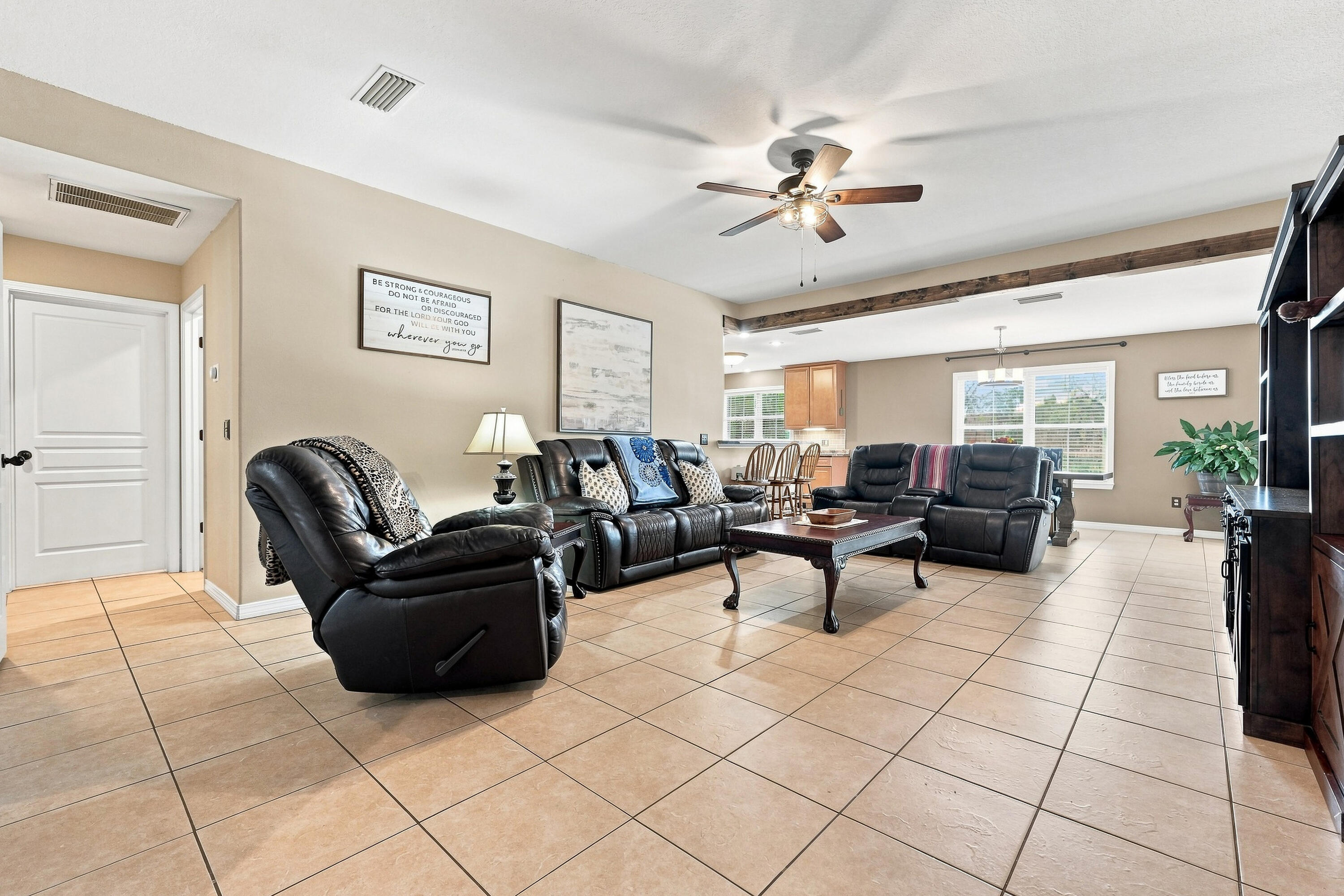 HUNTERS RIDGE - Residential