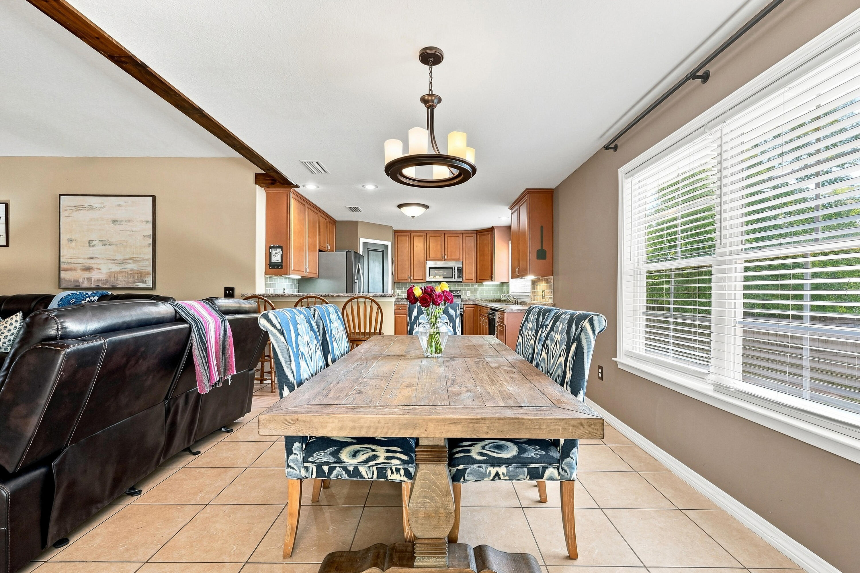 HUNTERS RIDGE - Residential