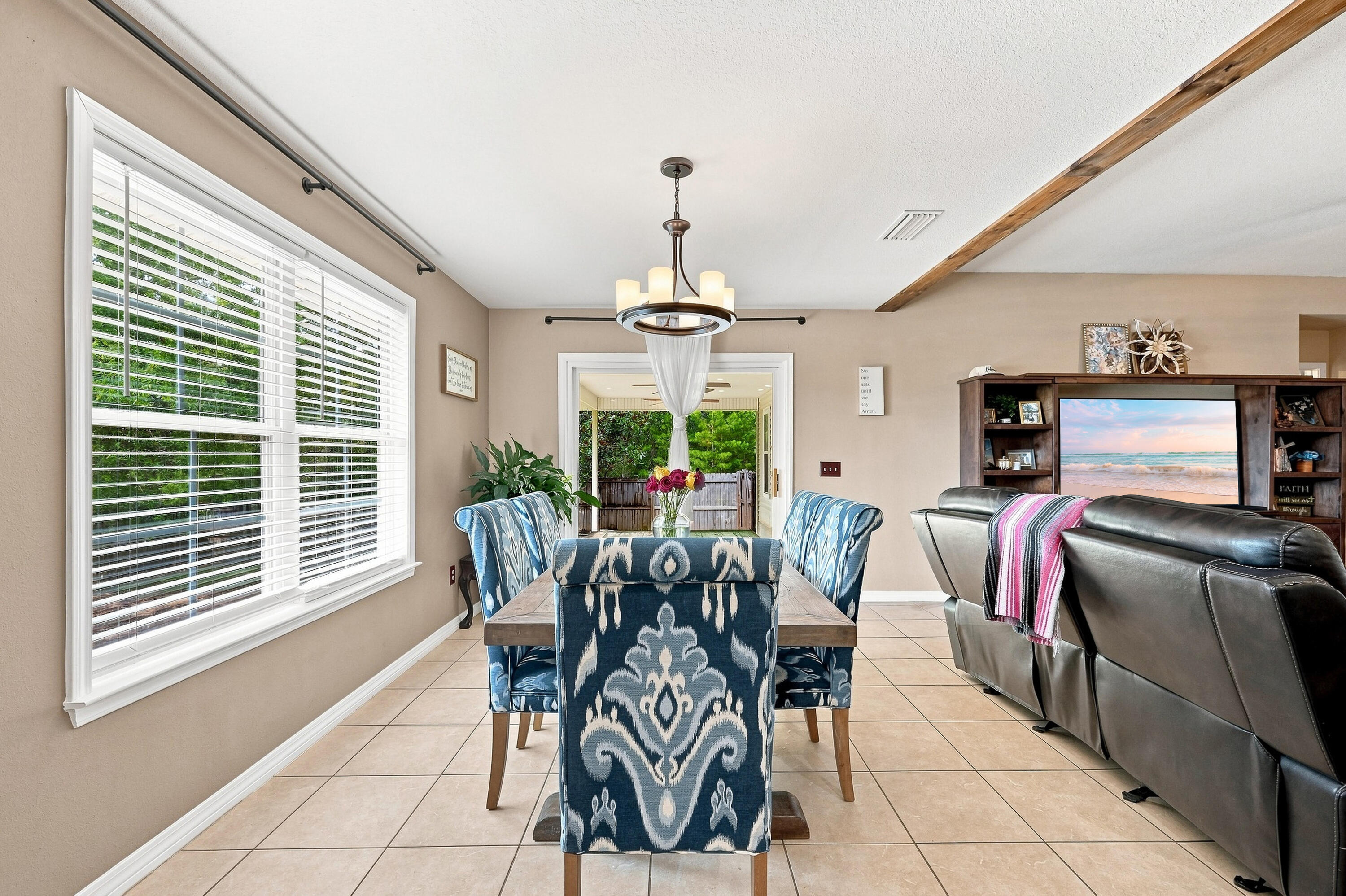 HUNTERS RIDGE - Residential