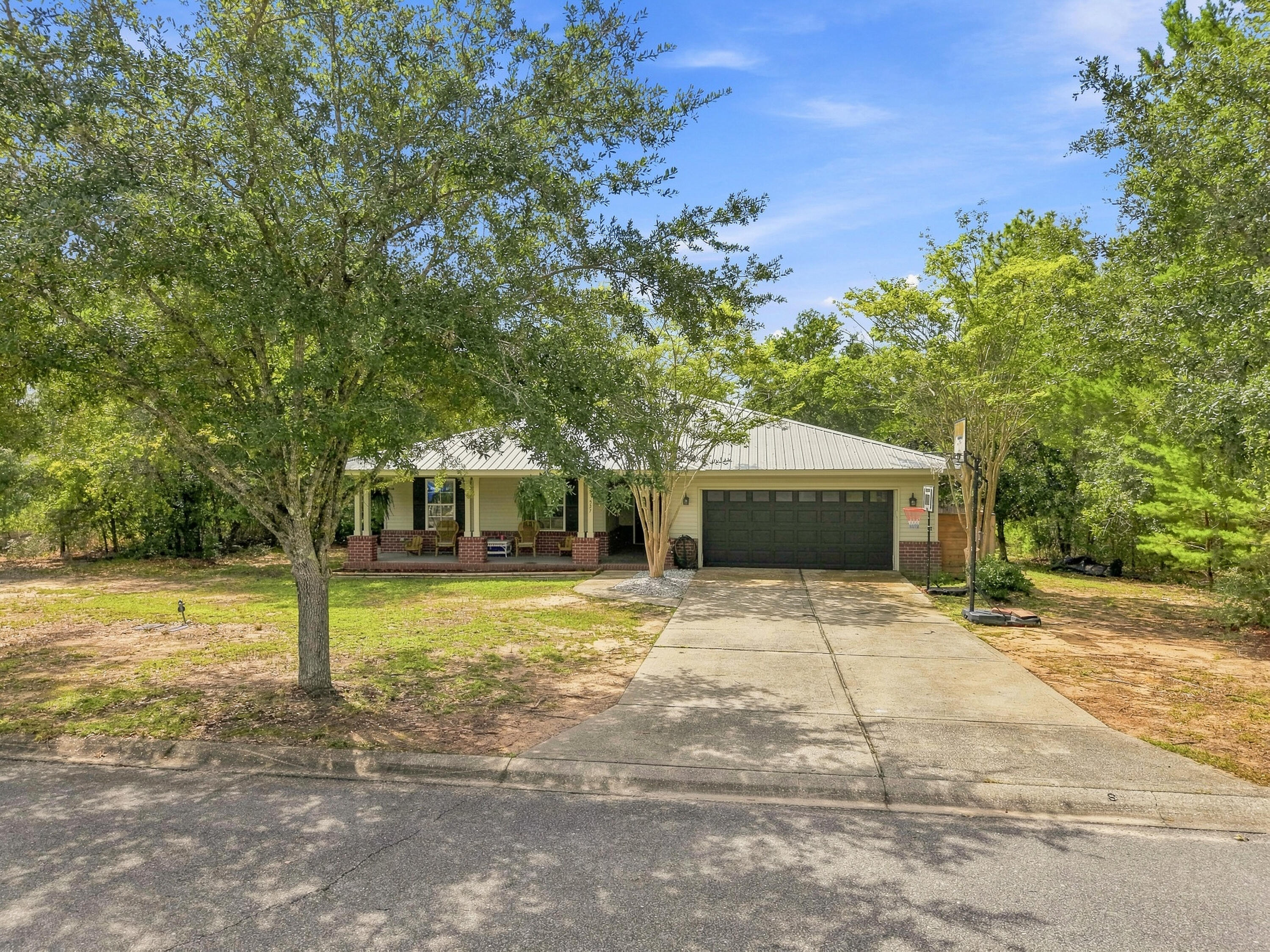 HUNTERS RIDGE - Residential
