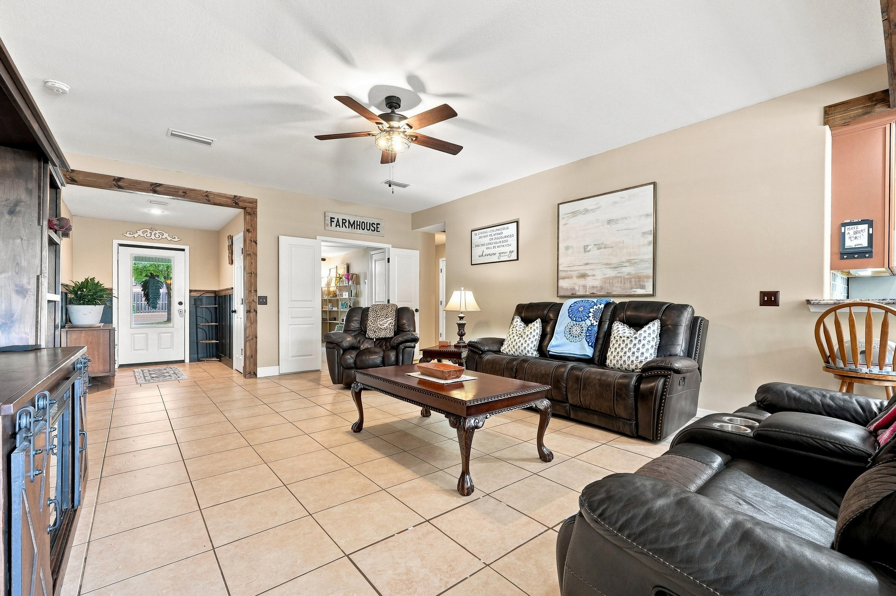 HUNTERS RIDGE - Residential