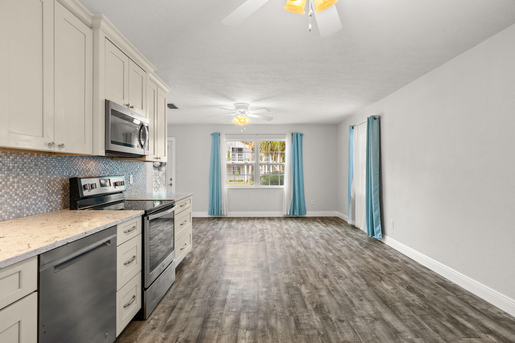 MIRAMAR HEIGHTS - Residential