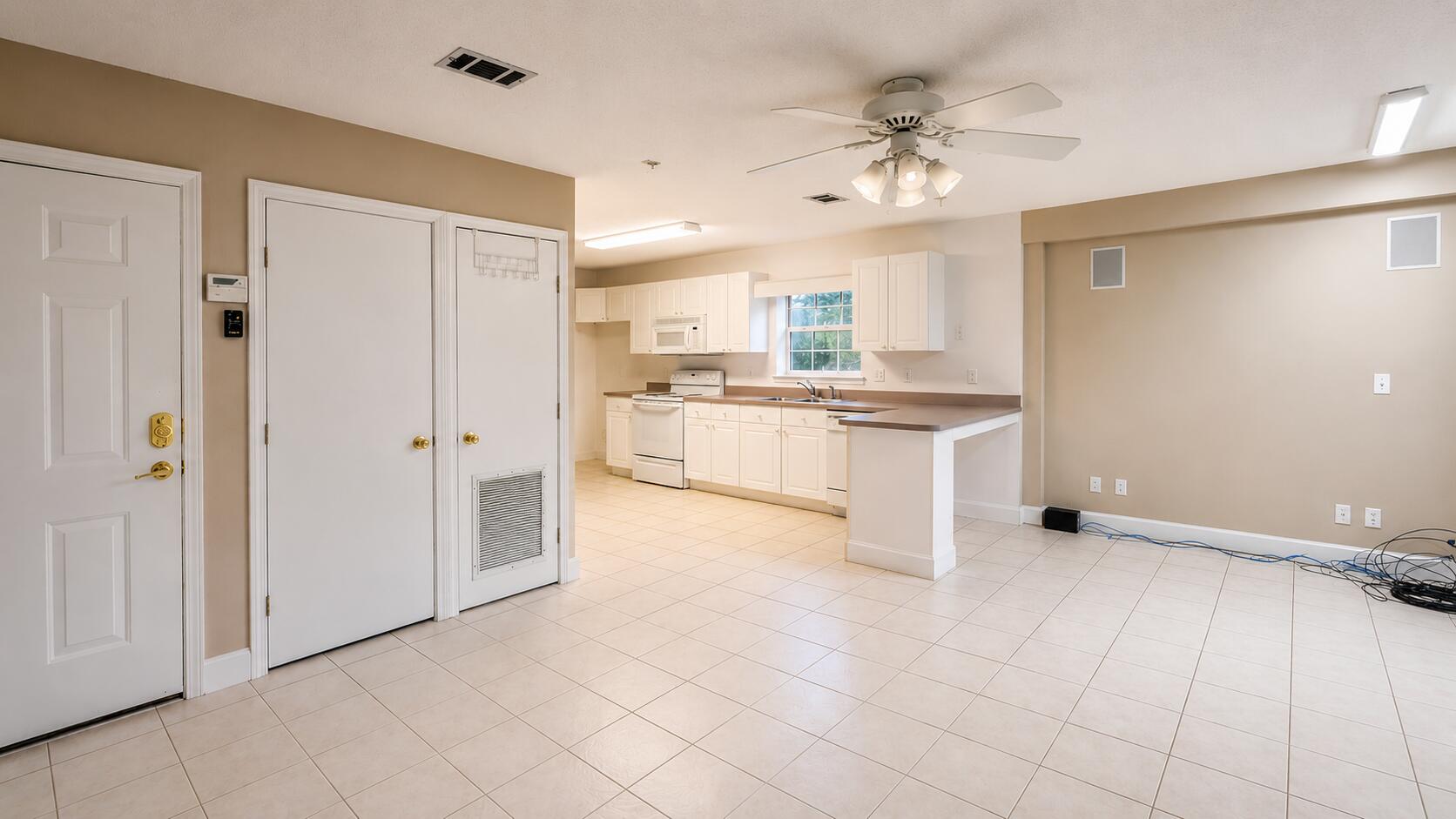 Country Club Estates, An Unrecorded Subdivision - Residential