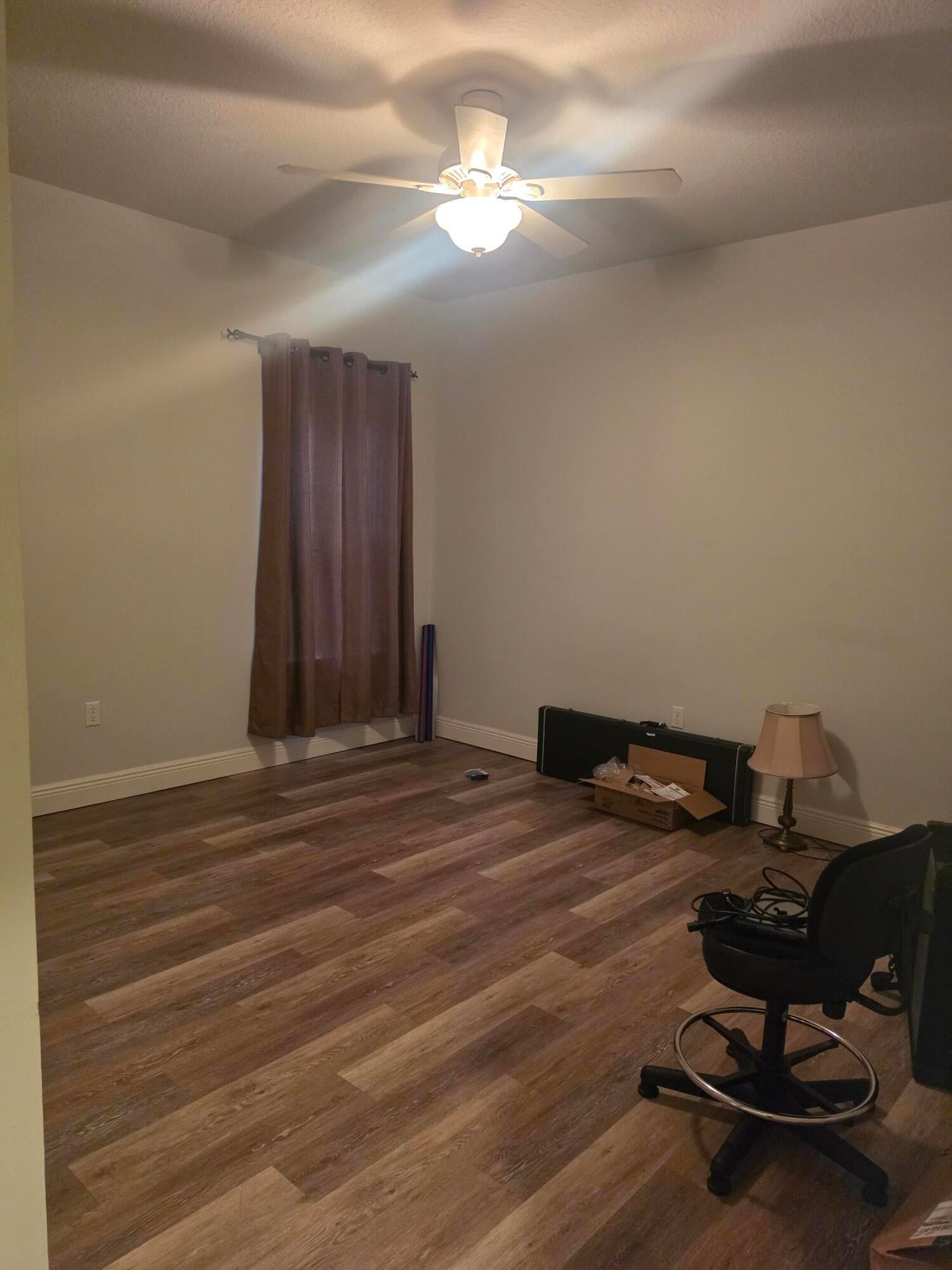LAGRANGE LANDING - Residential