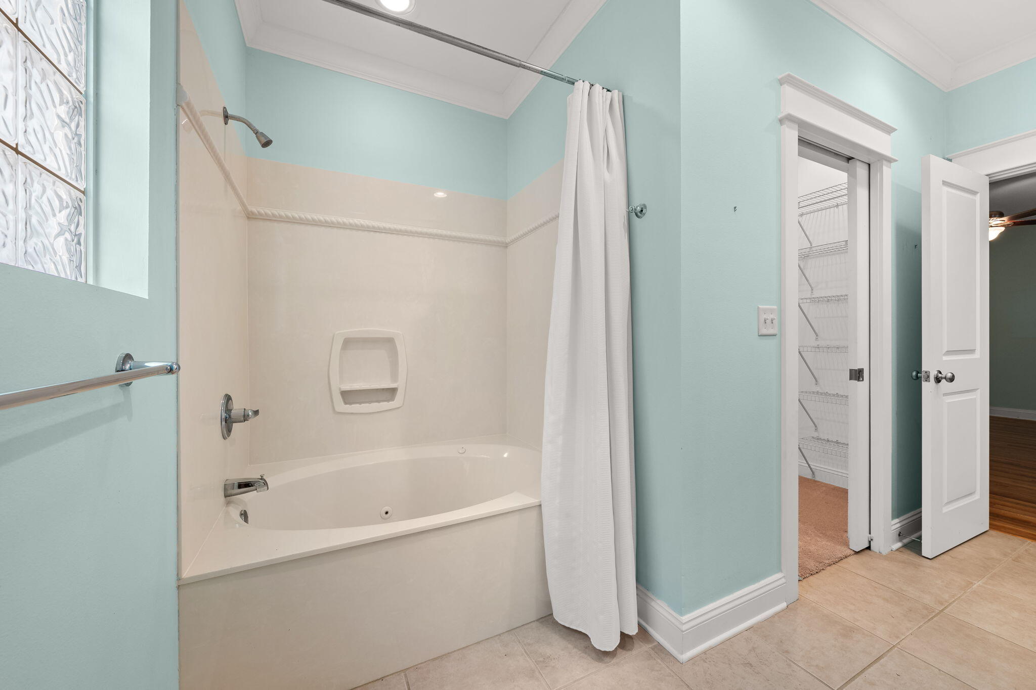 DAUGHETTES AMENDED - Residential
