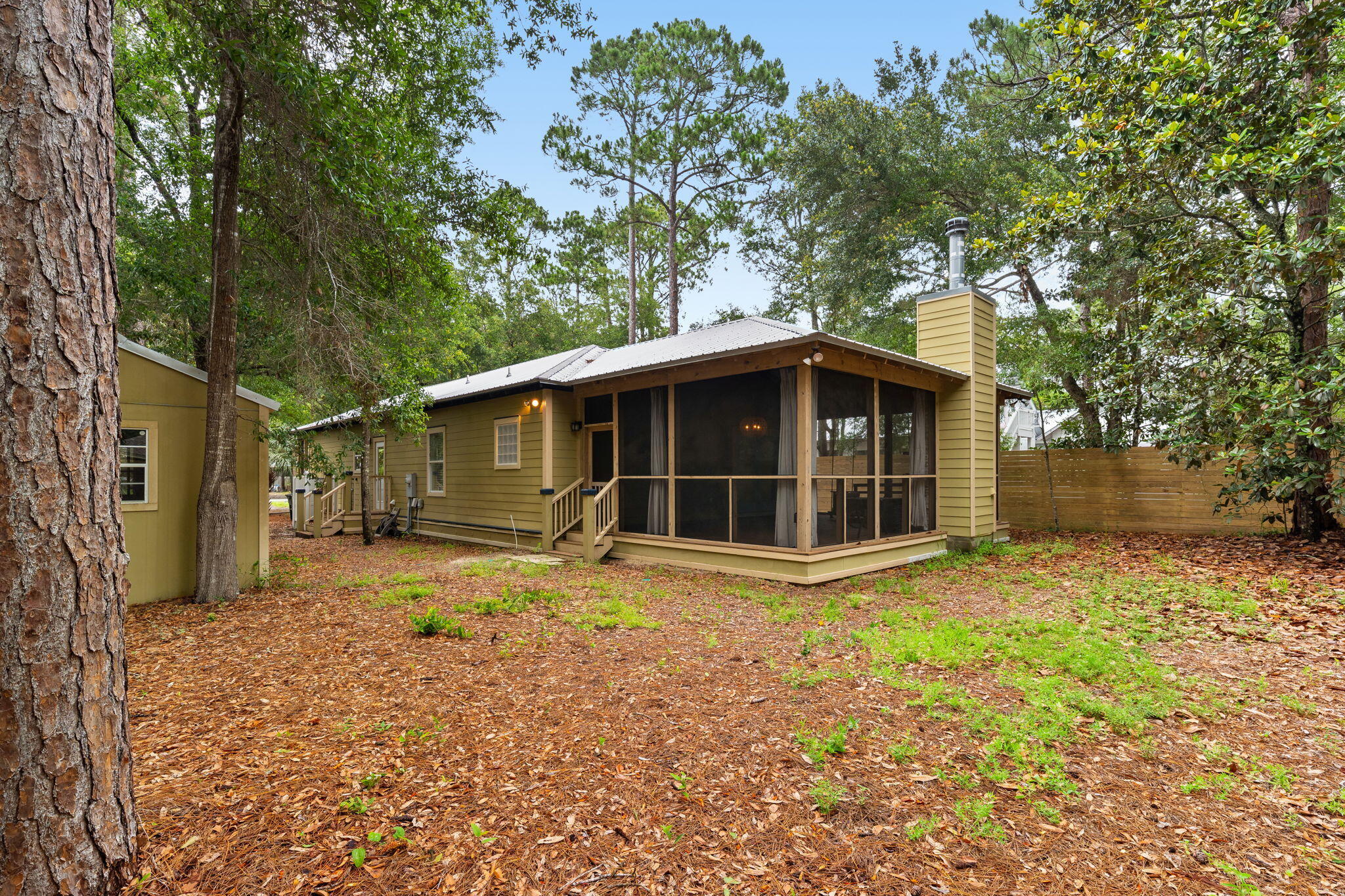 DAUGHETTES AMENDED - Residential