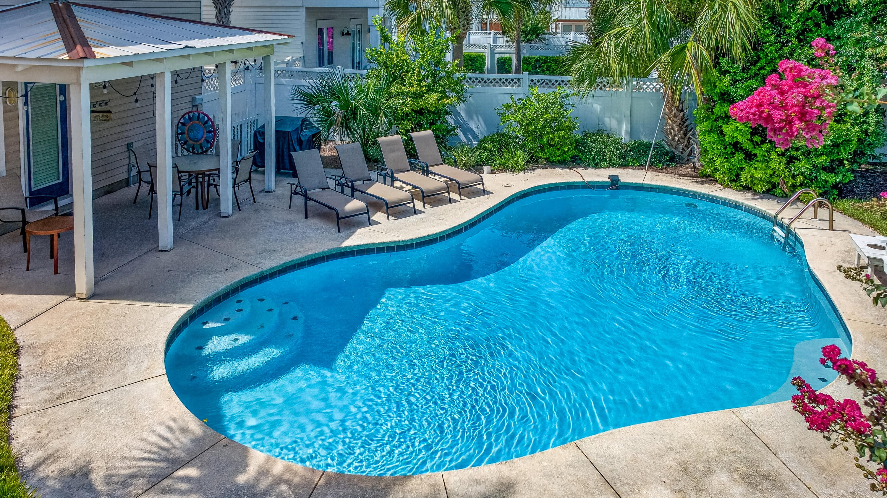 CRYSTAL BEACH - Residential