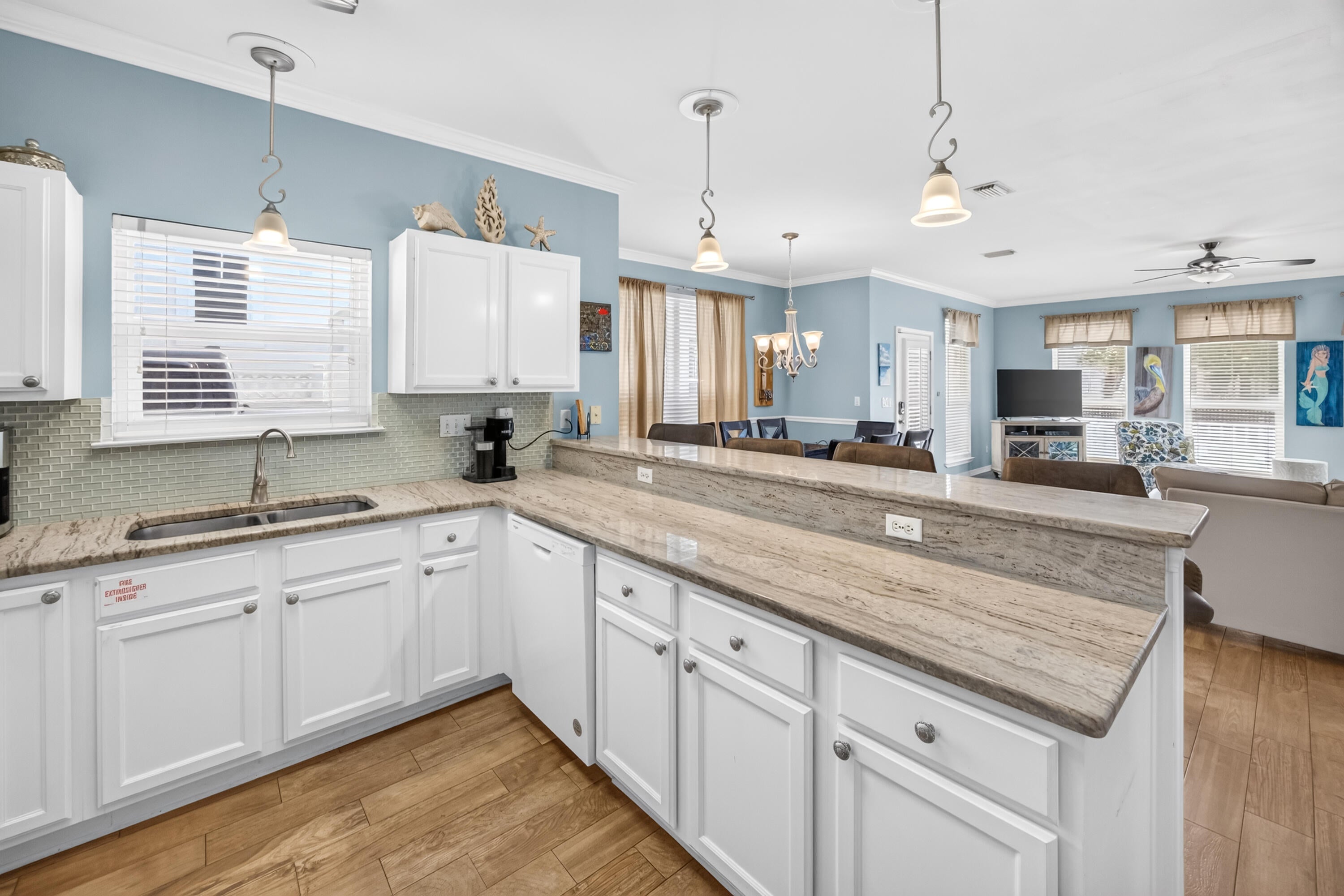 CRYSTAL BEACH - Residential