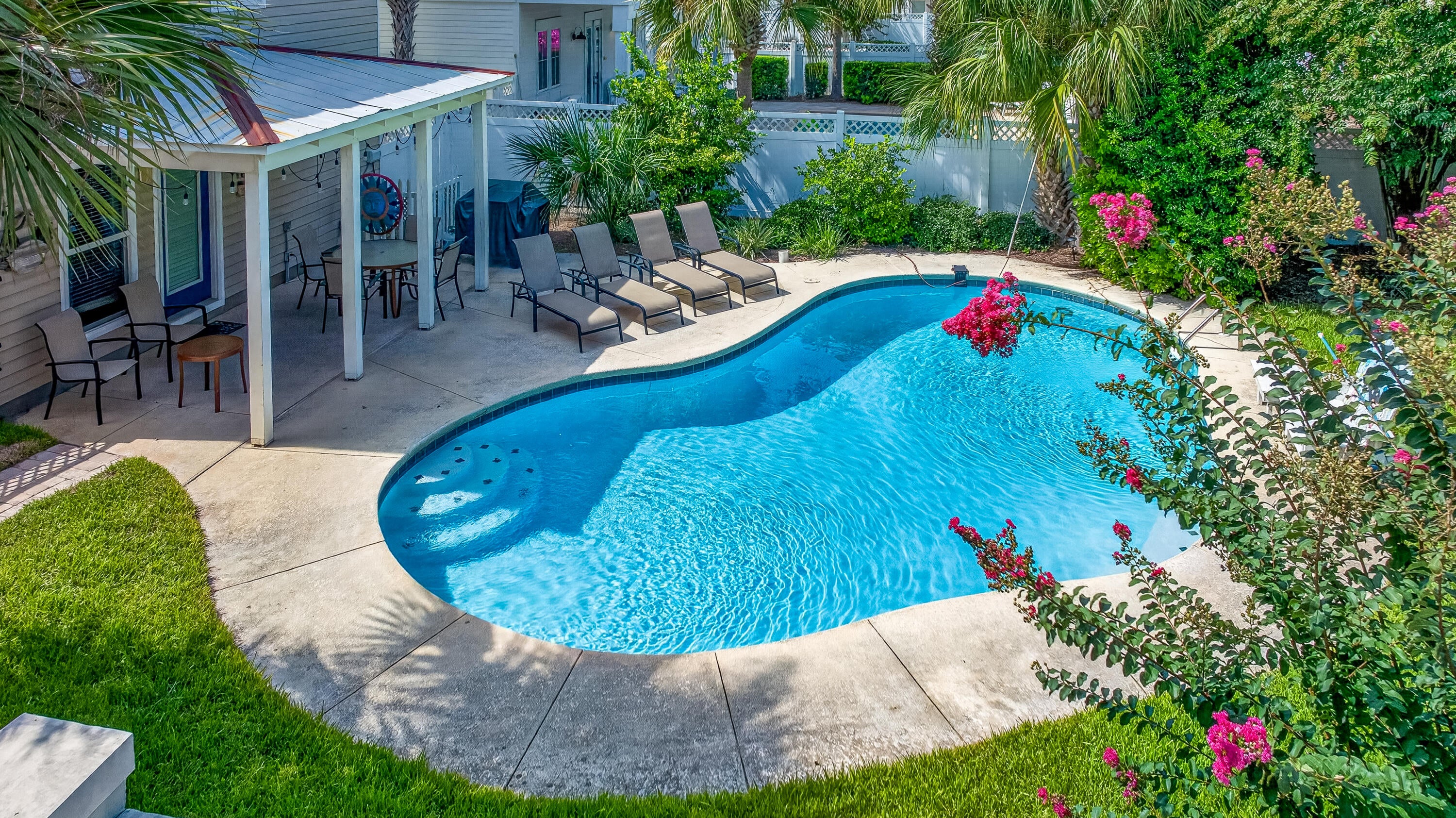 CRYSTAL BEACH - Residential