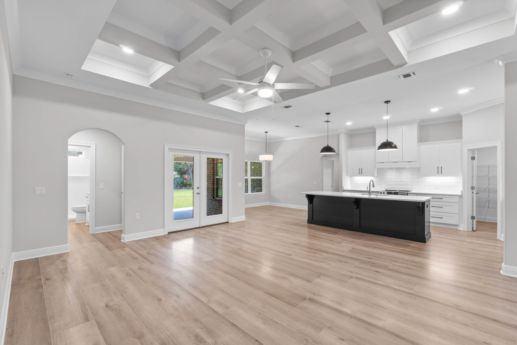 HOLLEY BY THE SEA - Residential