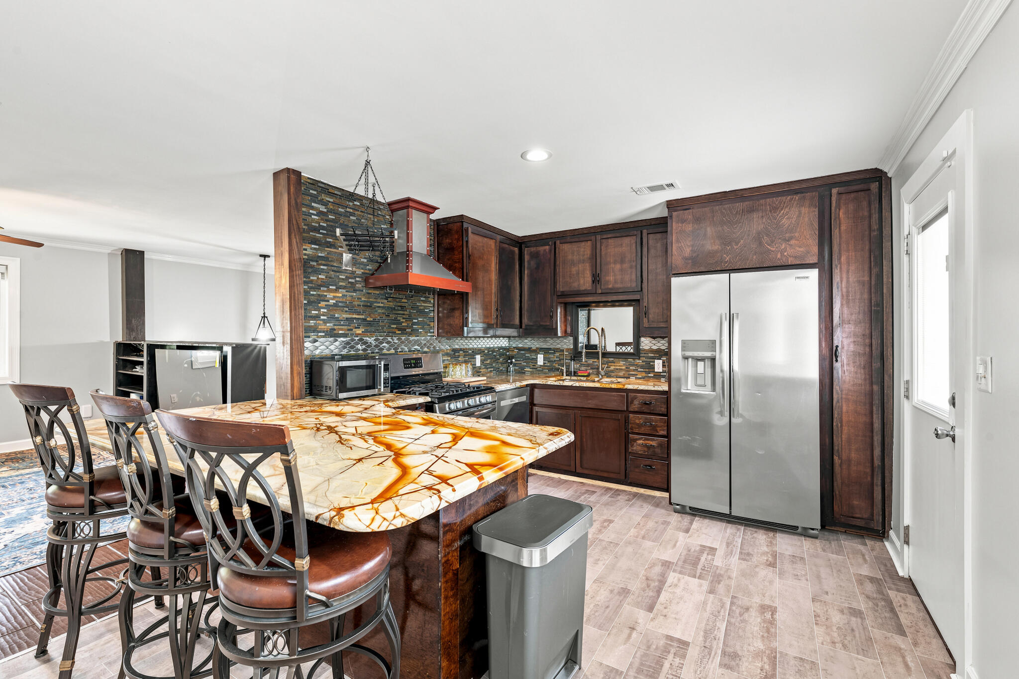 BEL-AIR S/D LOT 10 BLK 6 - Residential