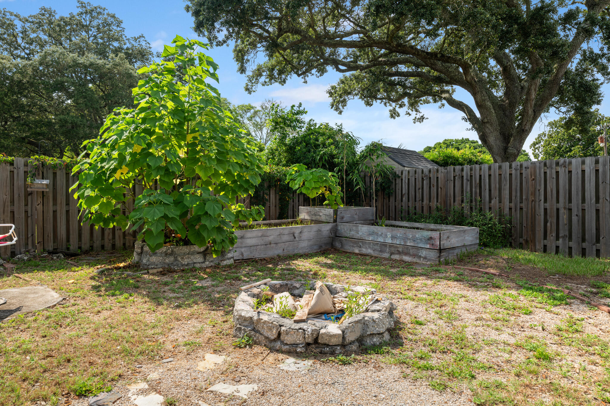 BEL-AIR S/D LOT 10 BLK 6 - Residential