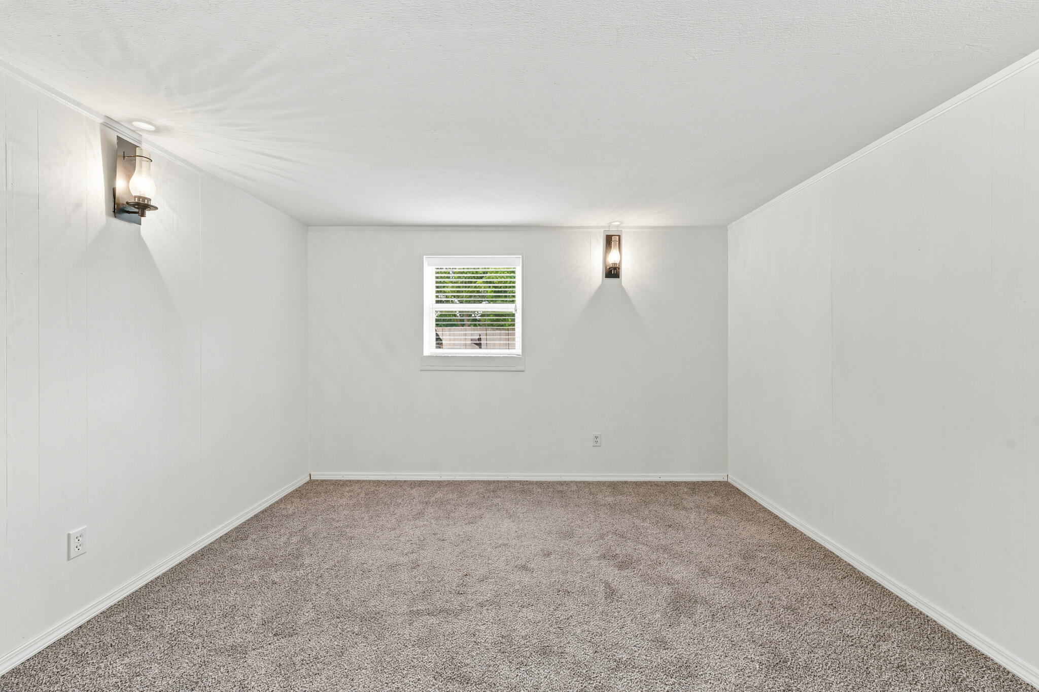 BEL-AIR S/D LOT 10 BLK 6 - Residential