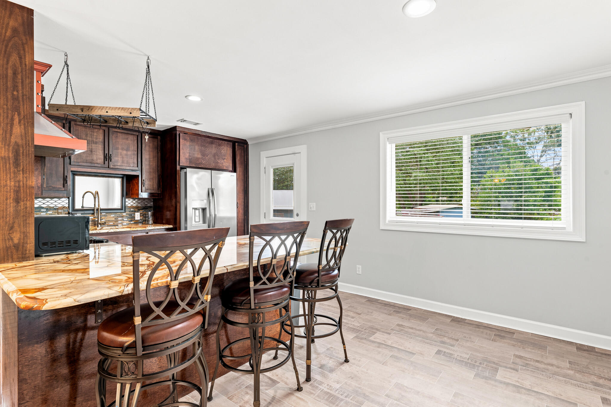 BEL-AIR S/D LOT 10 BLK 6 - Residential