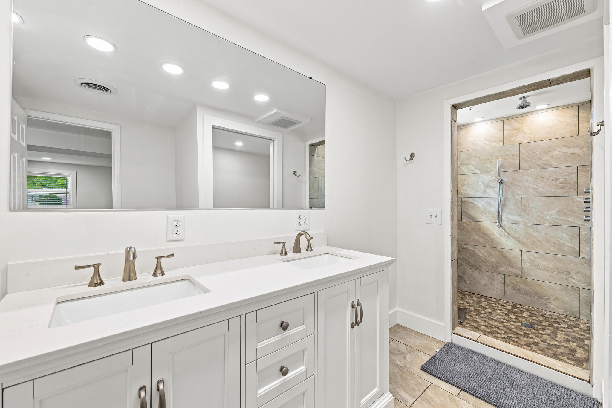 BEL-AIR S/D LOT 10 BLK 6 - Residential