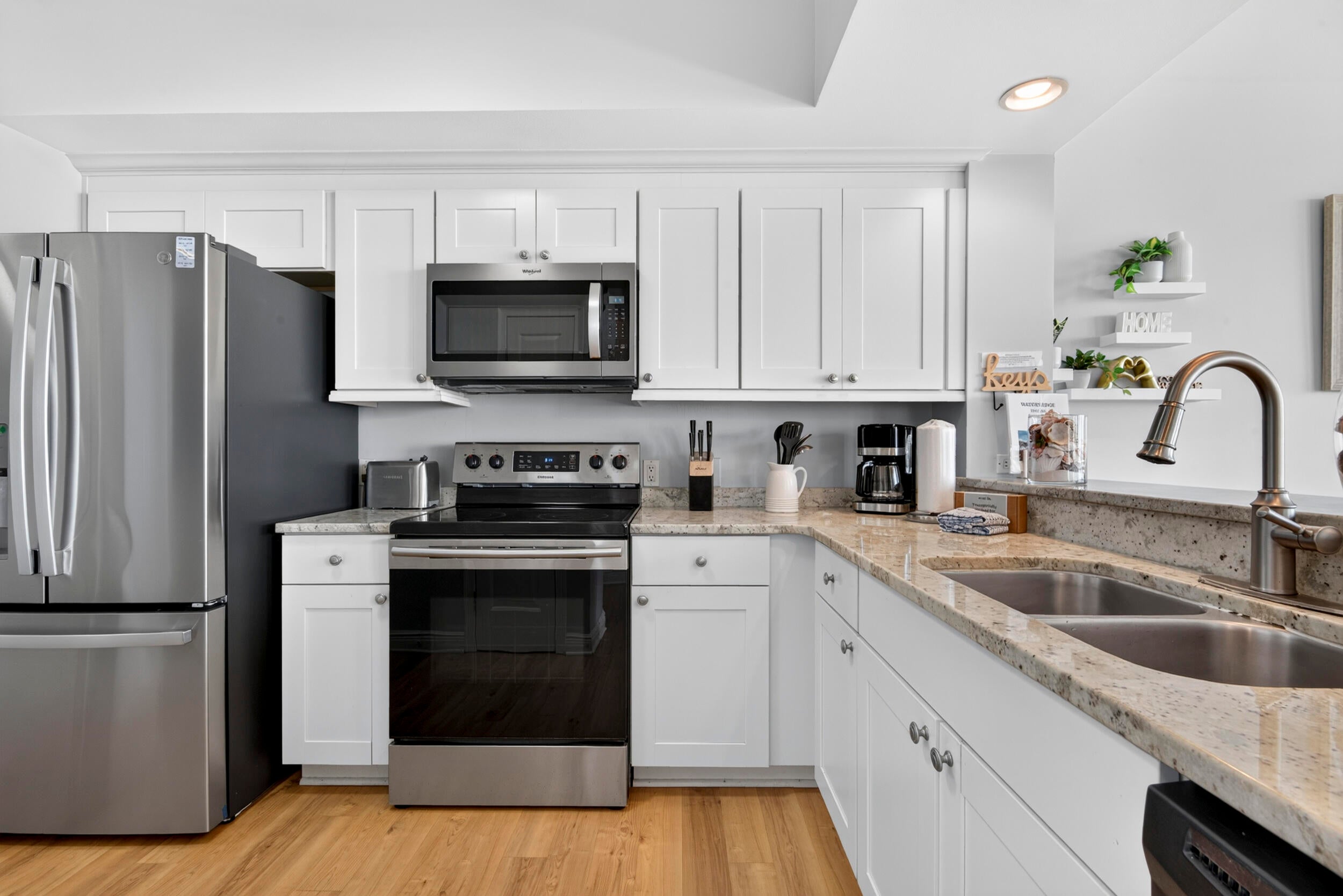 WATERS EDGE - Residential