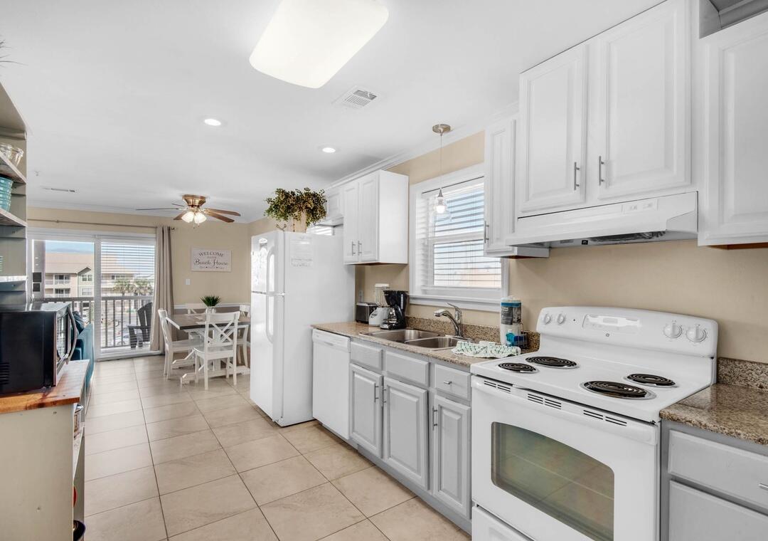 ST MARTIN BEACHWALK VILLAS - Residential