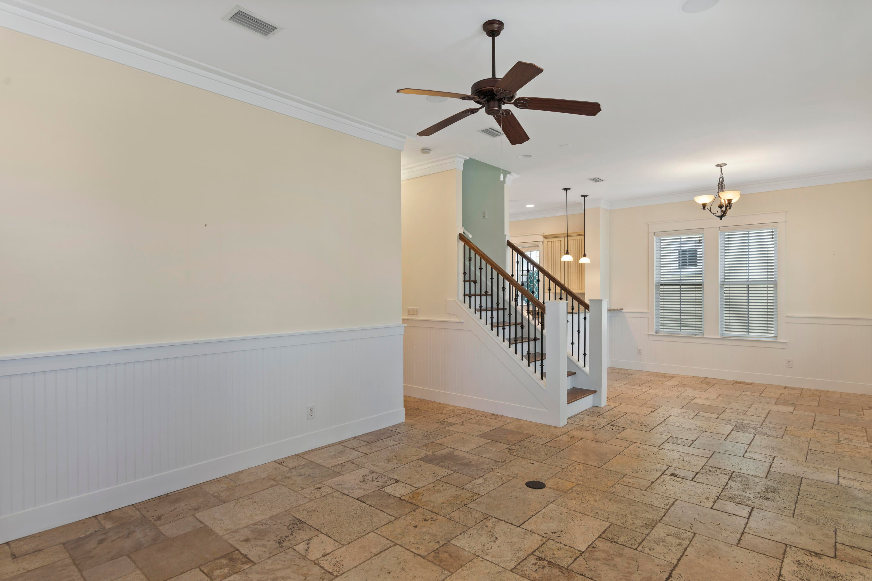 HARRISON'S WALK - Residential