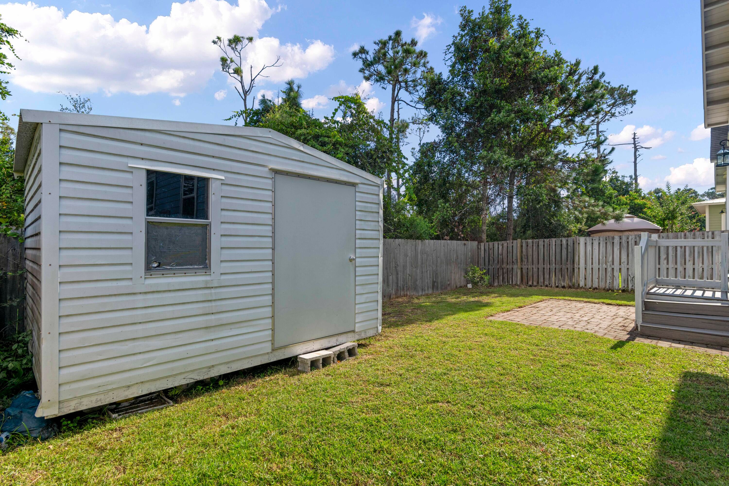 HARRISON'S WALK - Residential