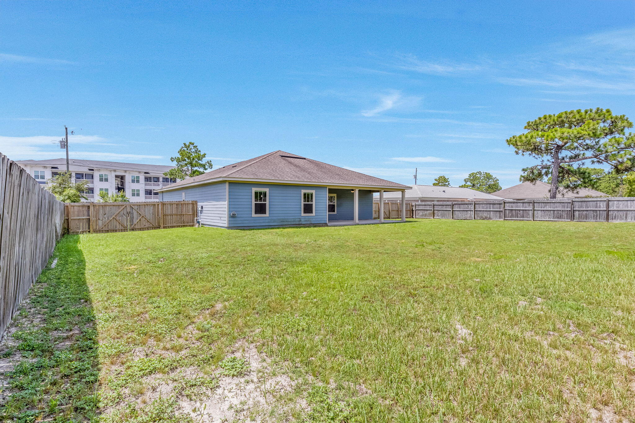NAVARRE S/D 2ND ADDN - Residential