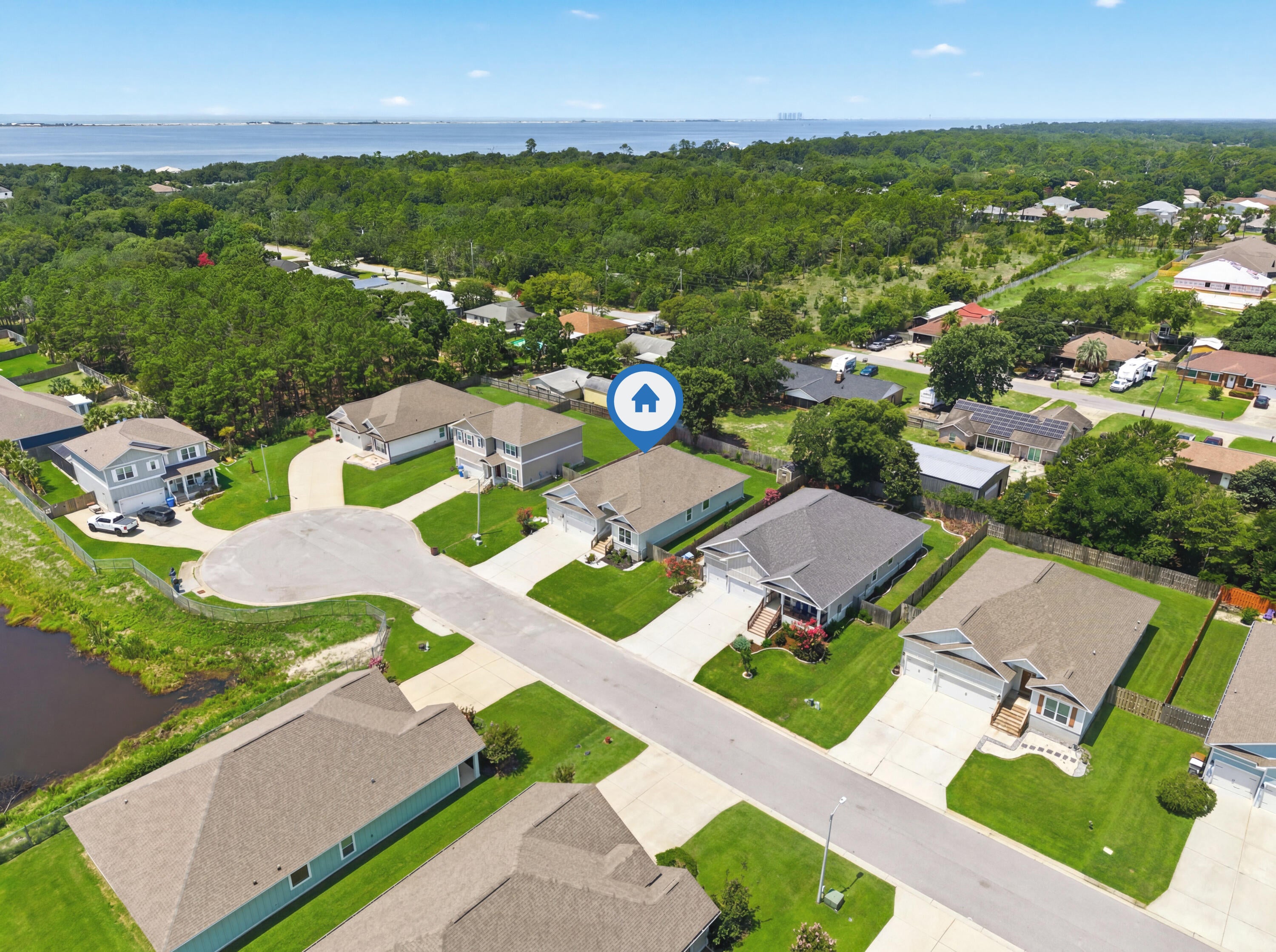 ROMAN OAKS - Residential