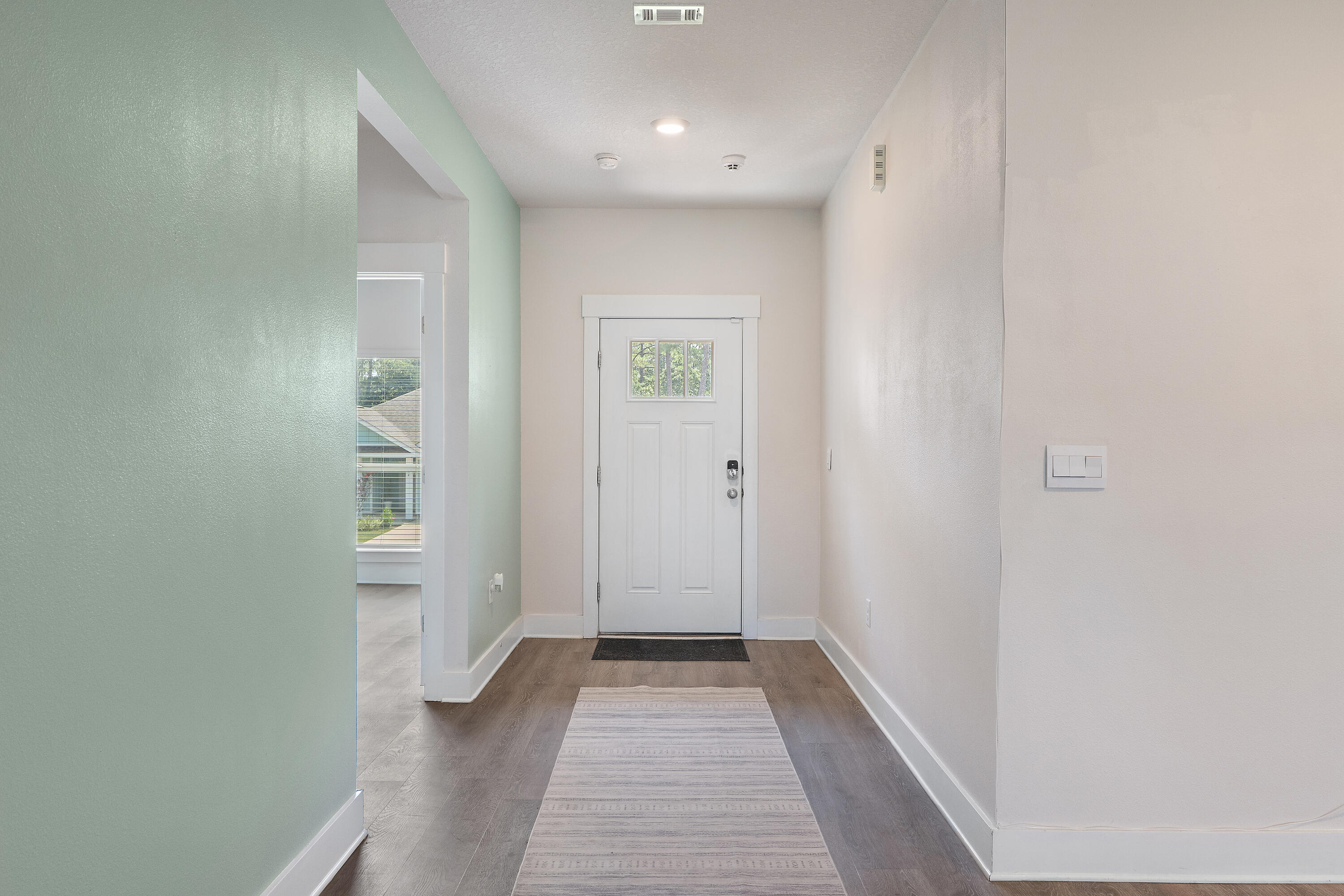 ROMAN OAKS - Residential