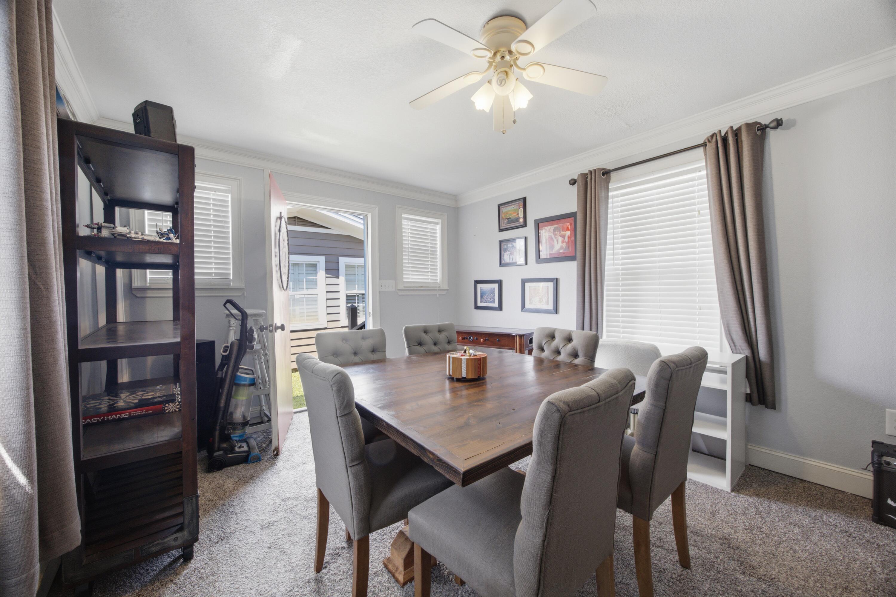 PINEDALE - Residential
