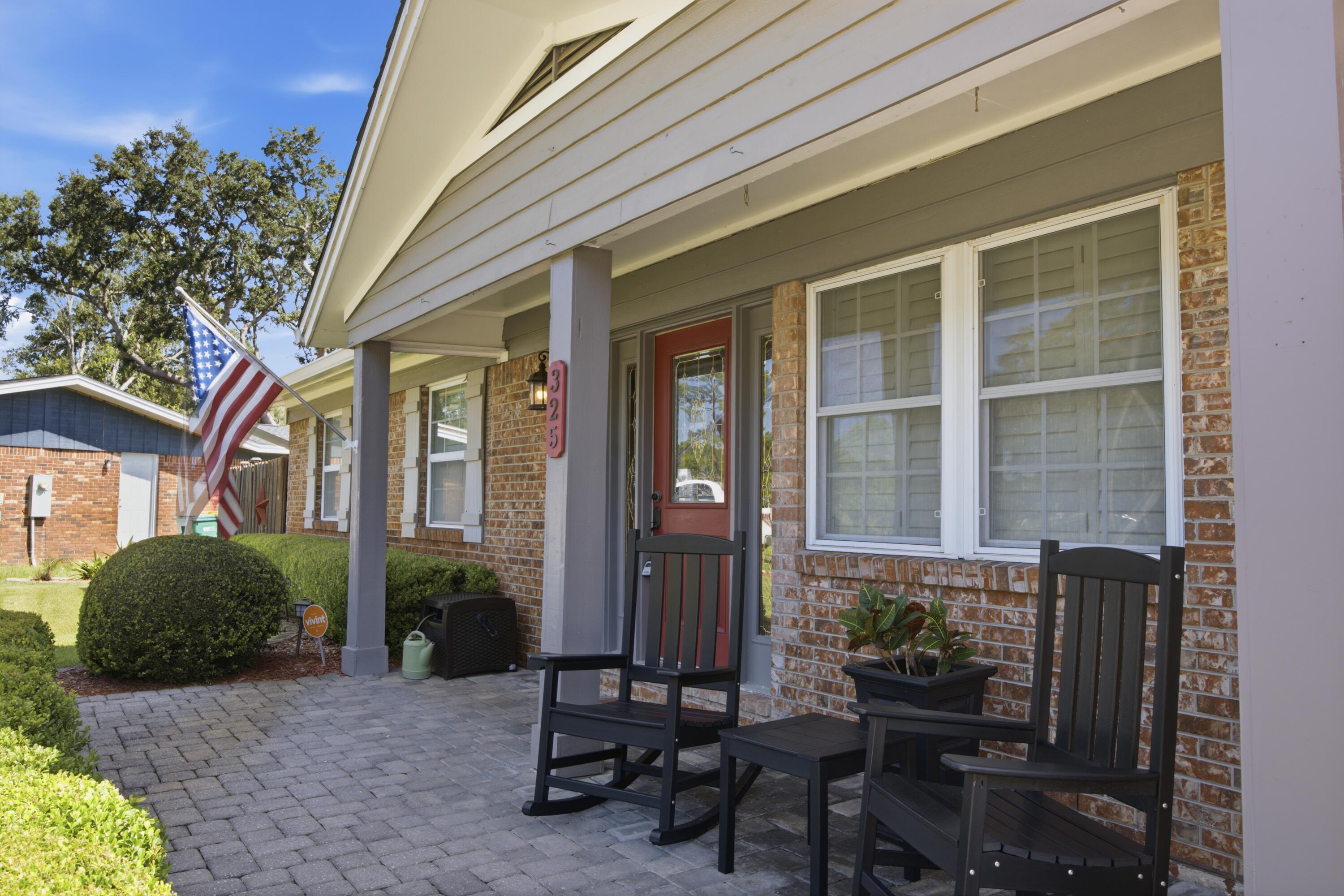 PINEDALE - Residential