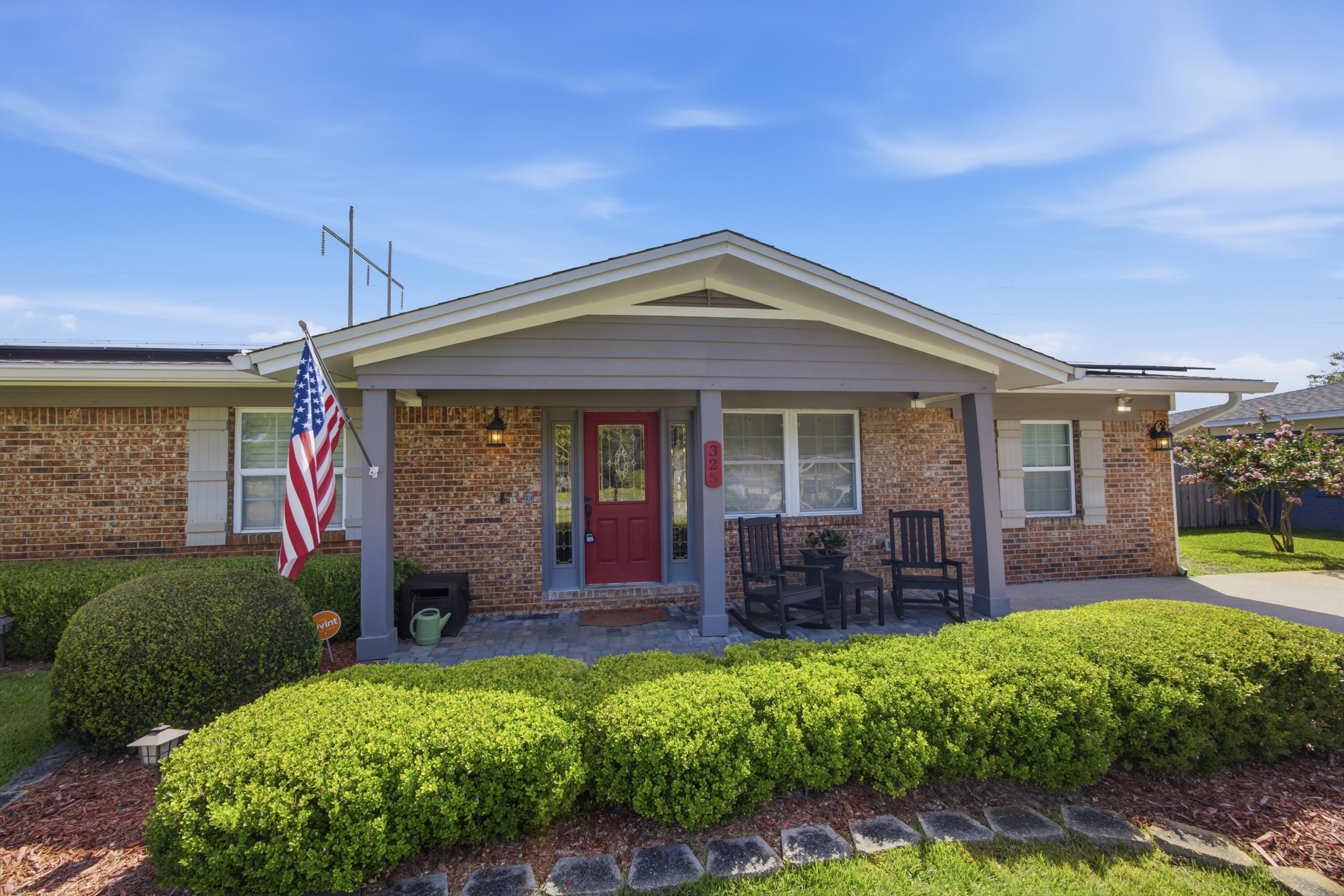 PINEDALE - Residential