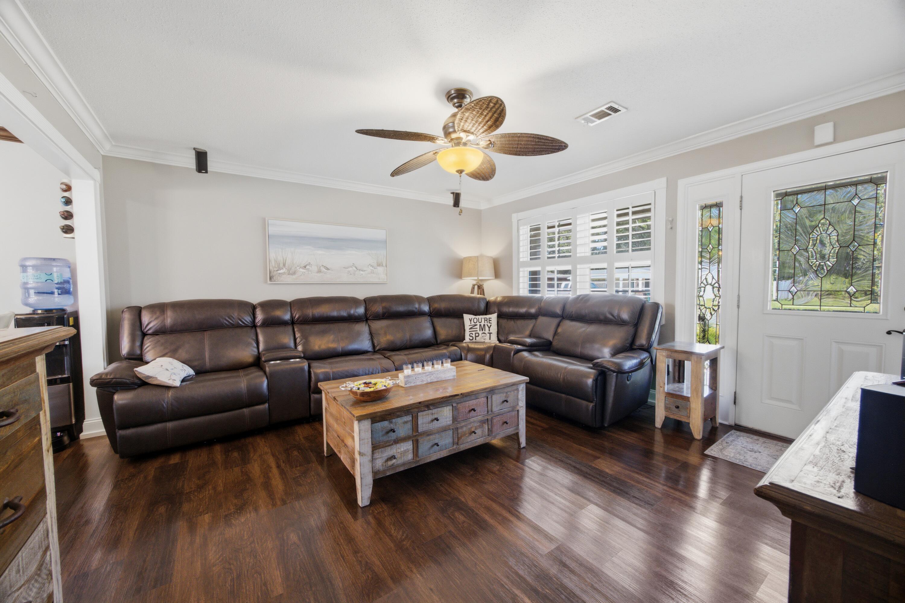 PINEDALE - Residential