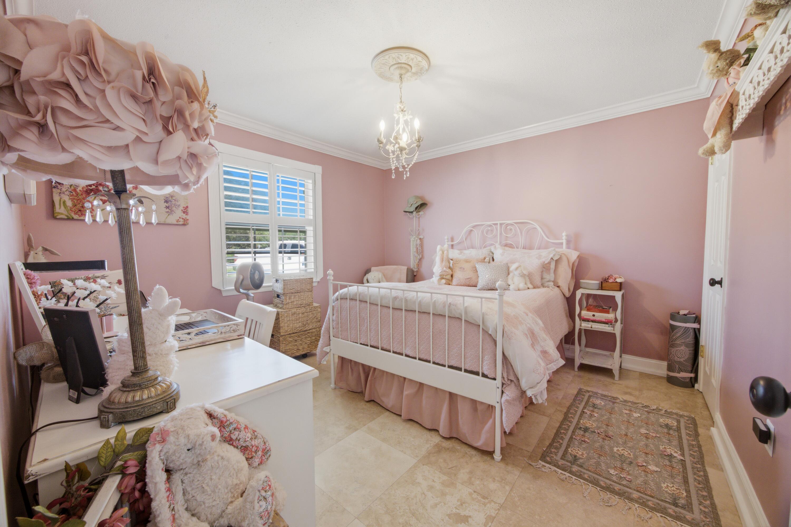 PINEDALE - Residential