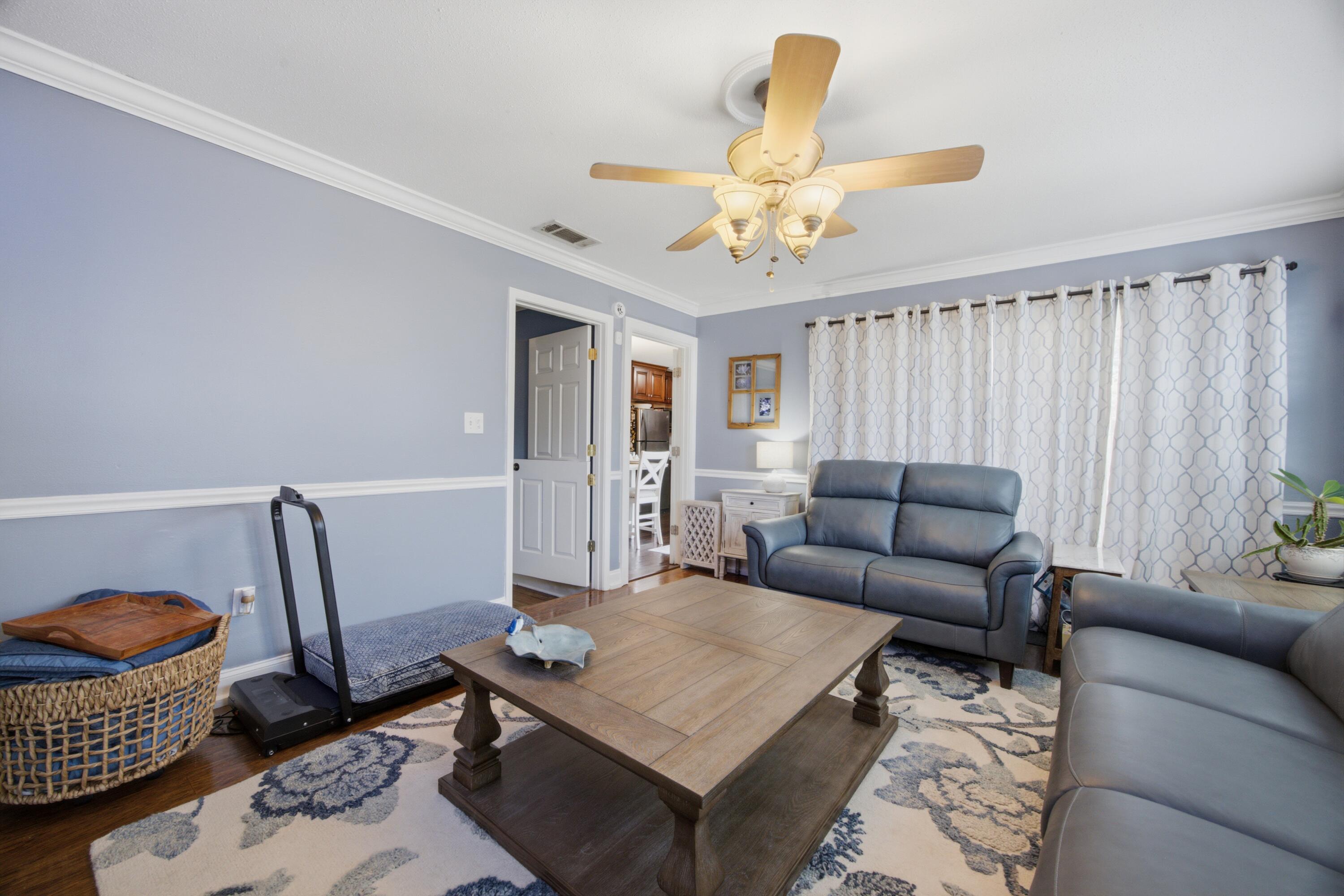 PINEDALE - Residential