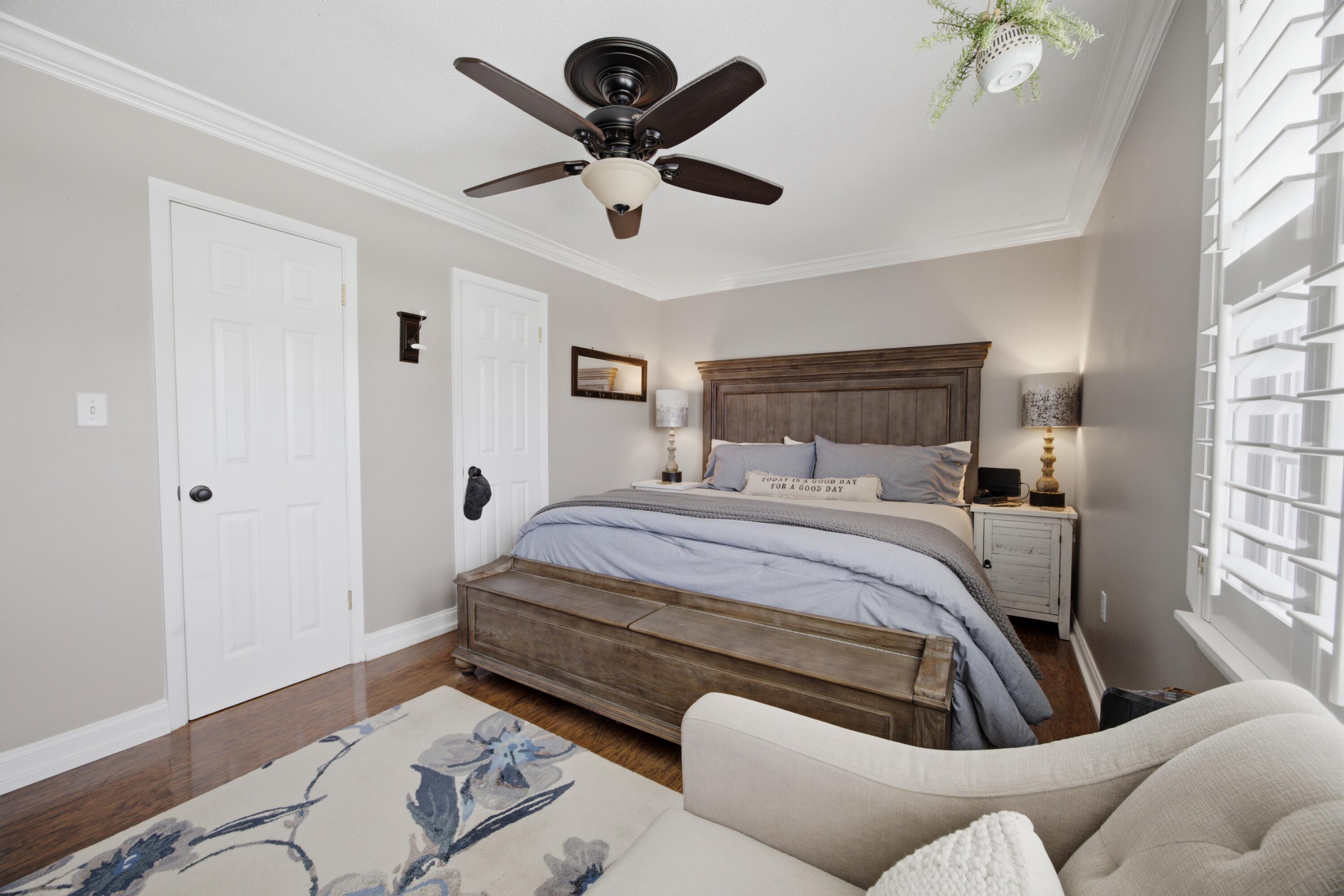 PINEDALE - Residential