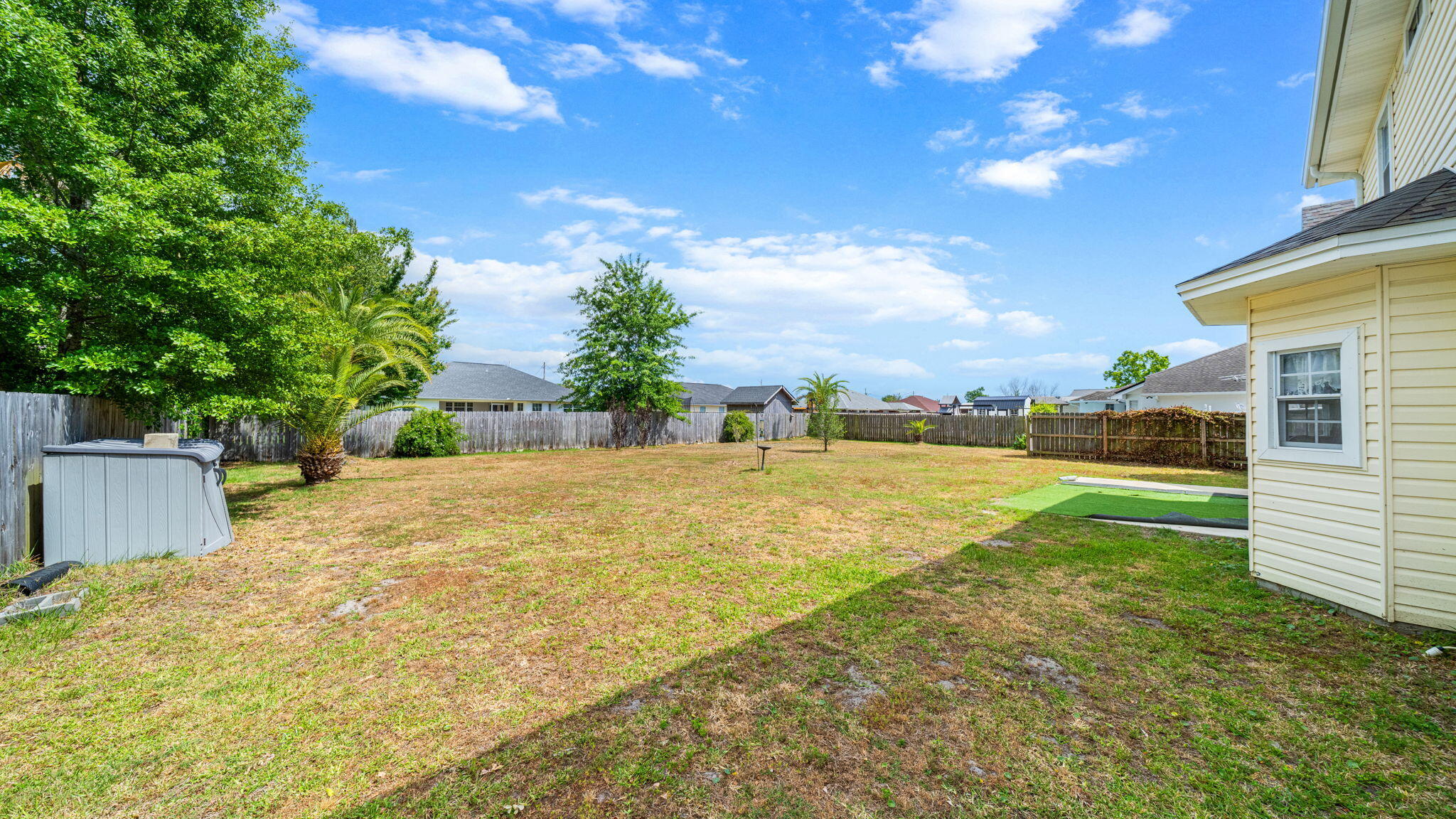 LYNN HAVEN - Residential