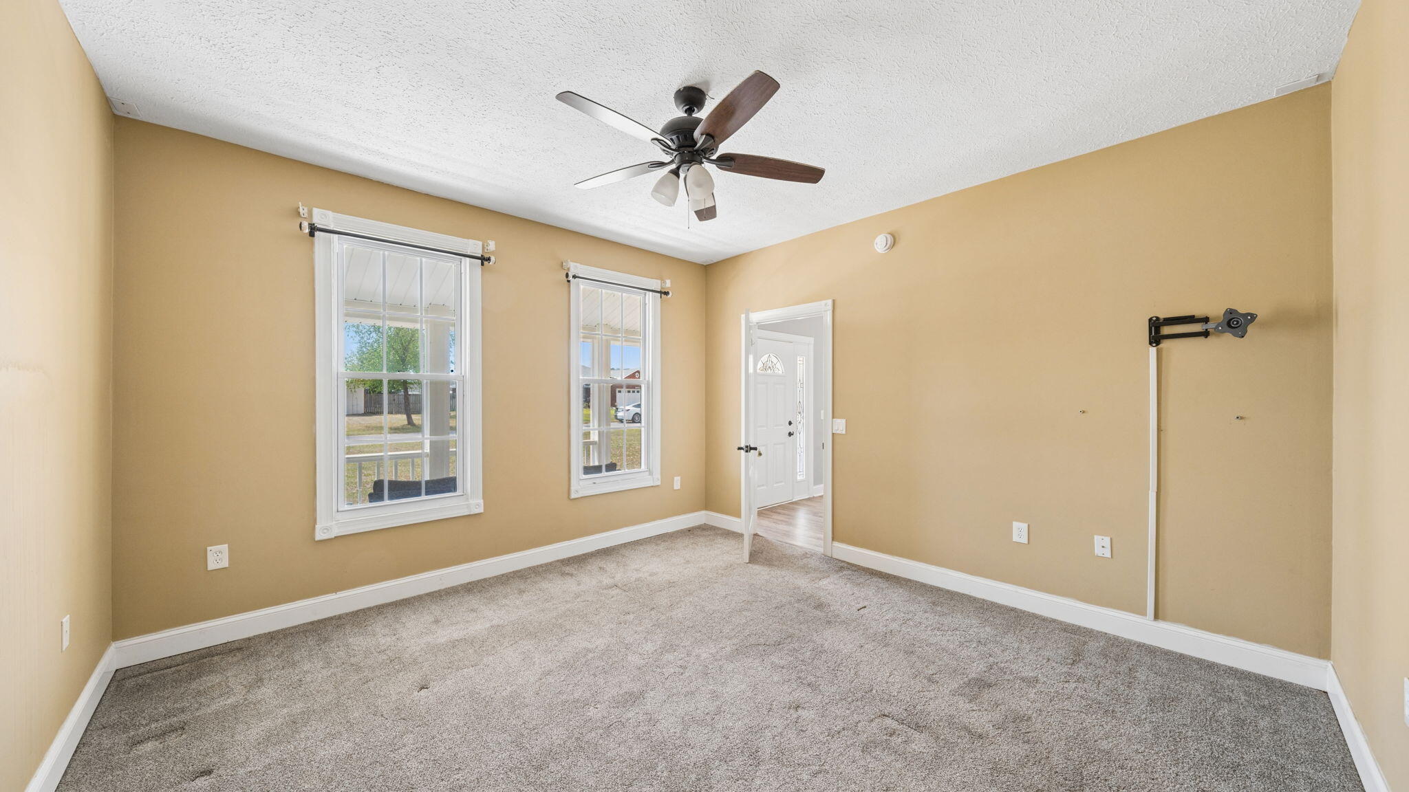 LYNN HAVEN - Residential