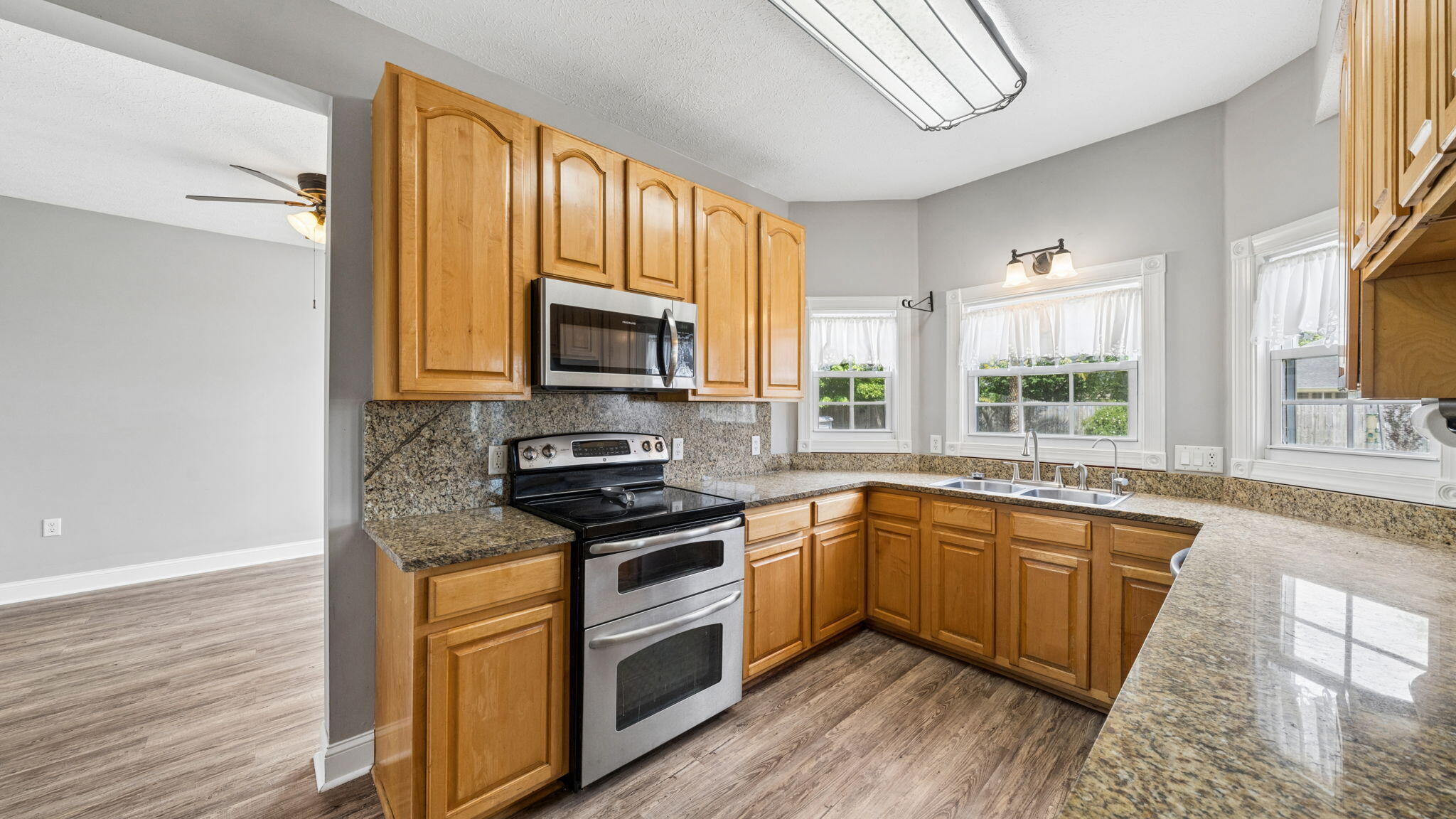 LYNN HAVEN - Residential