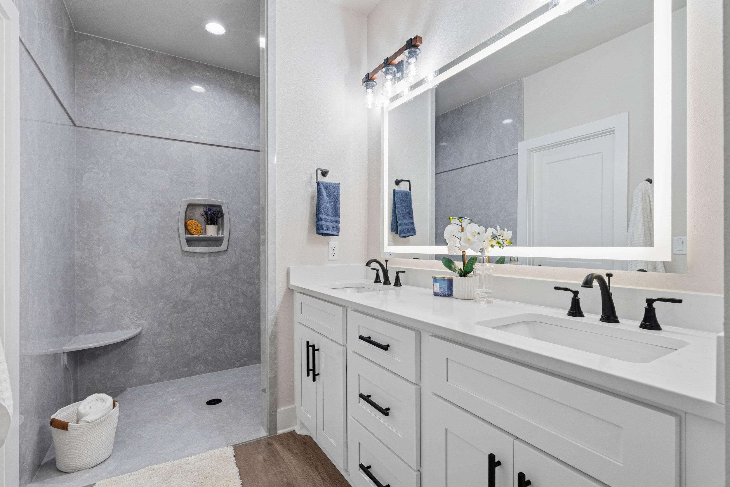 SYLVANIA HEIGHTS - Residential