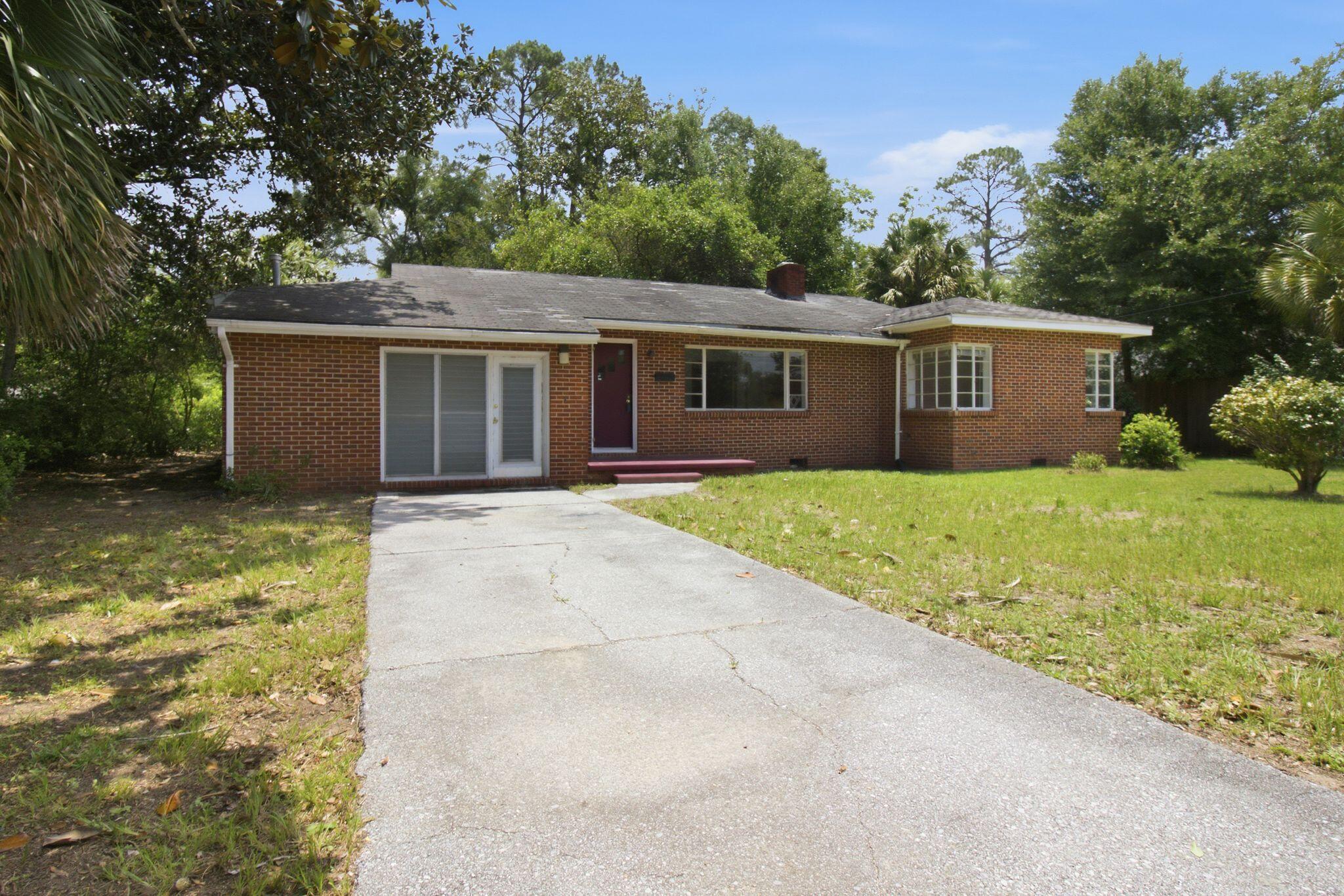 CRESTVIEW LOTS 3 & 4 BLK 36 - Residential