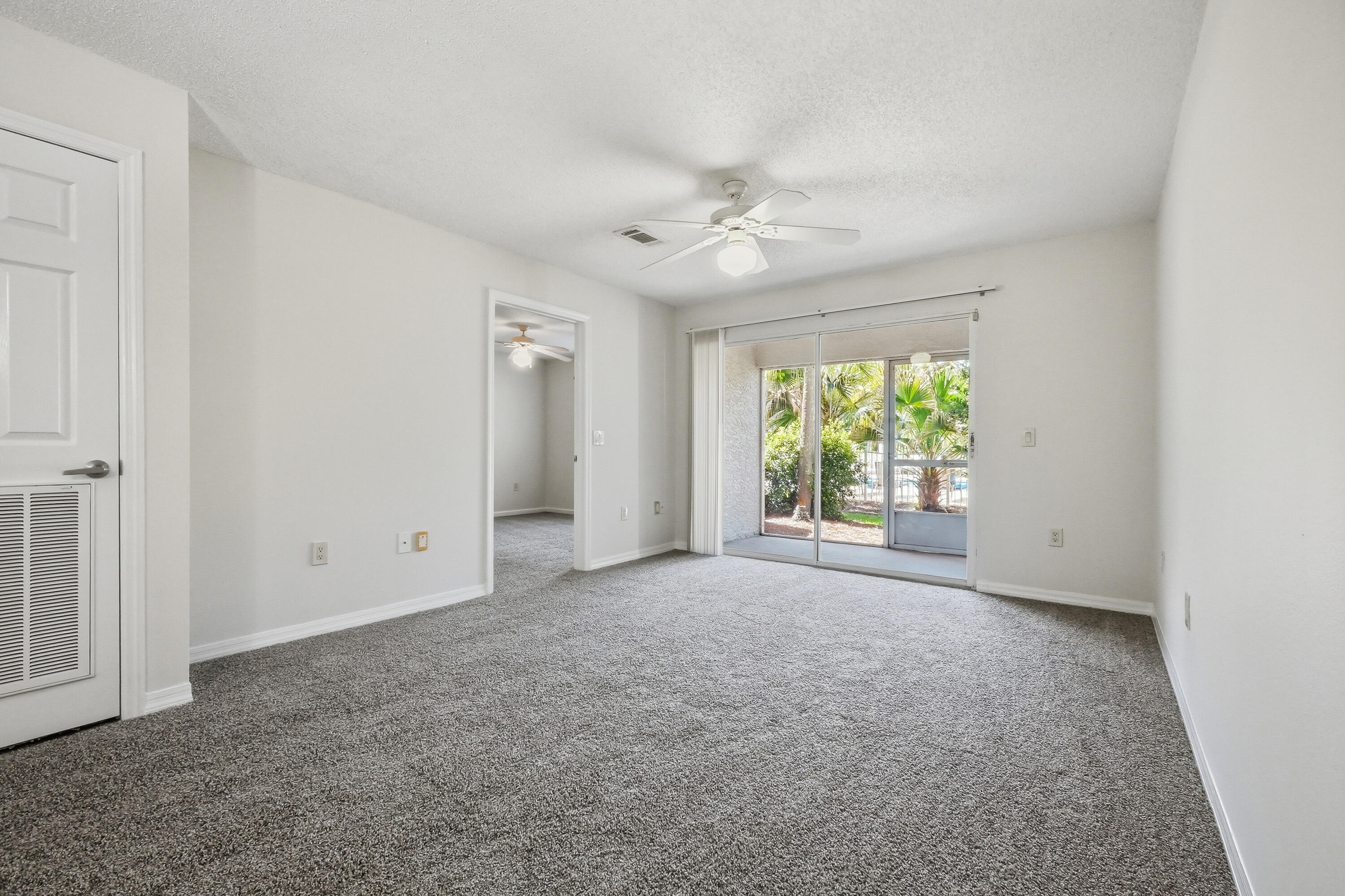 FLORIDA CLUB - Residential Lease