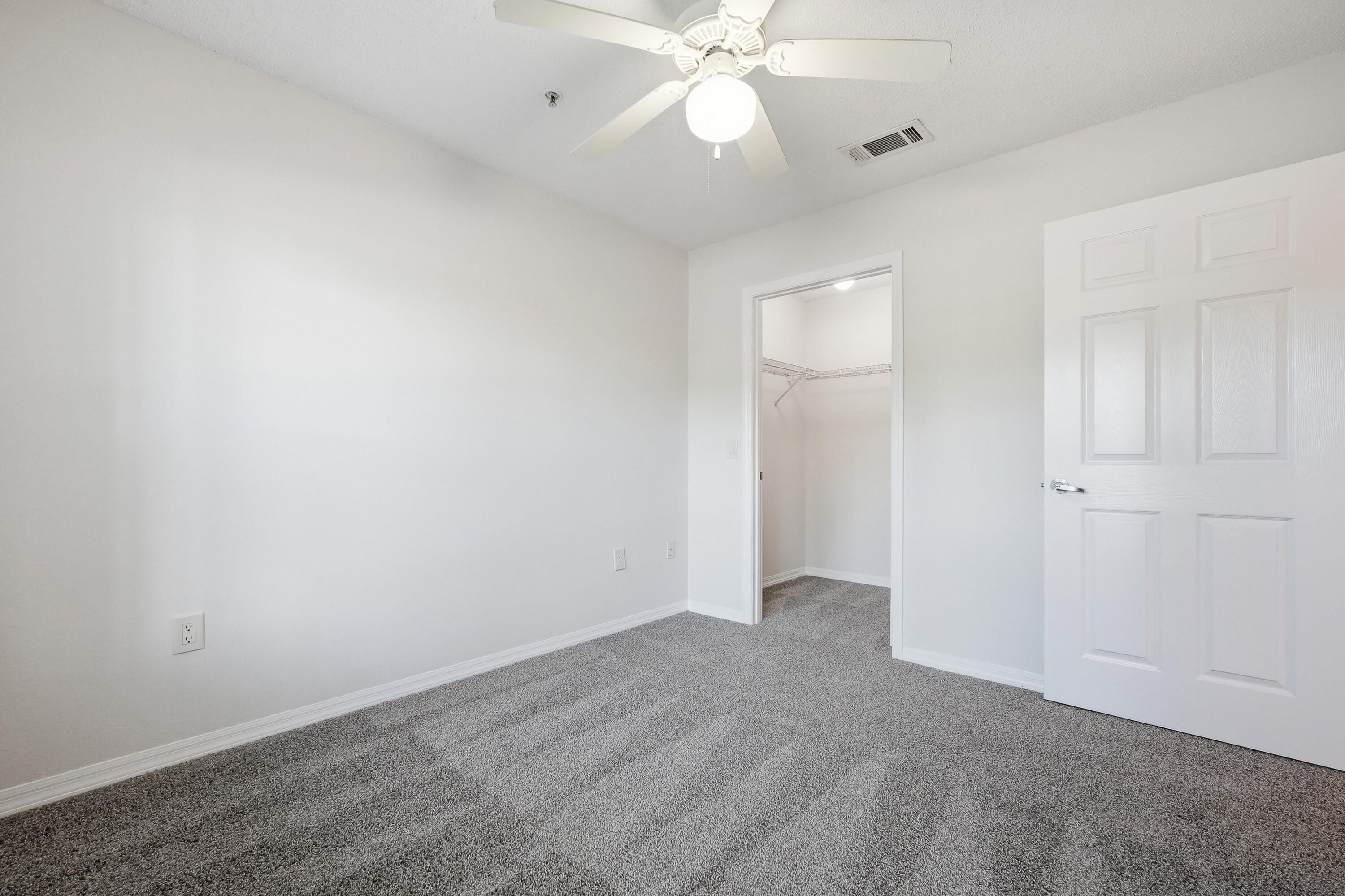 FLORIDA CLUB - Residential Lease