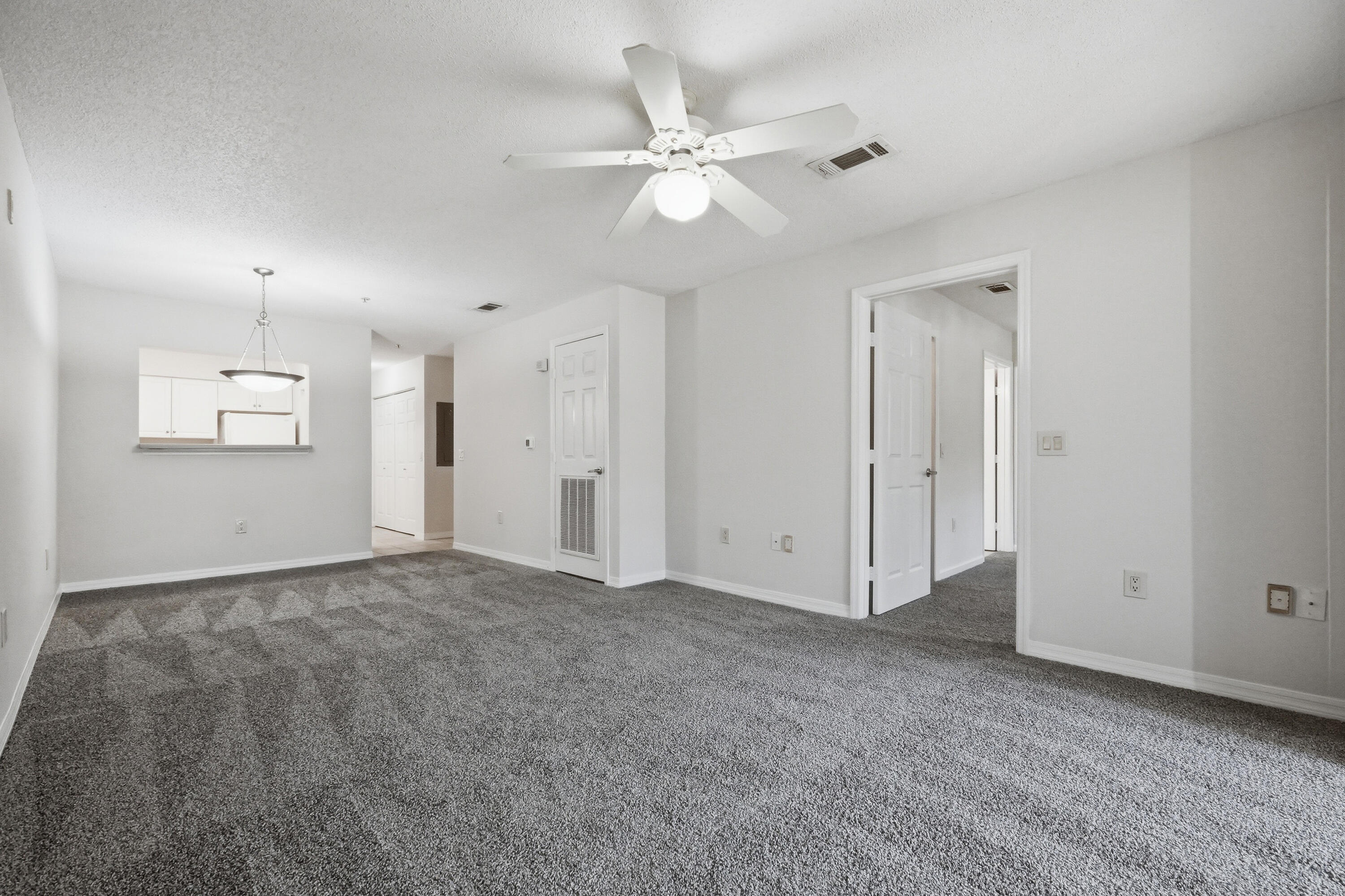 FLORIDA CLUB - Residential Lease