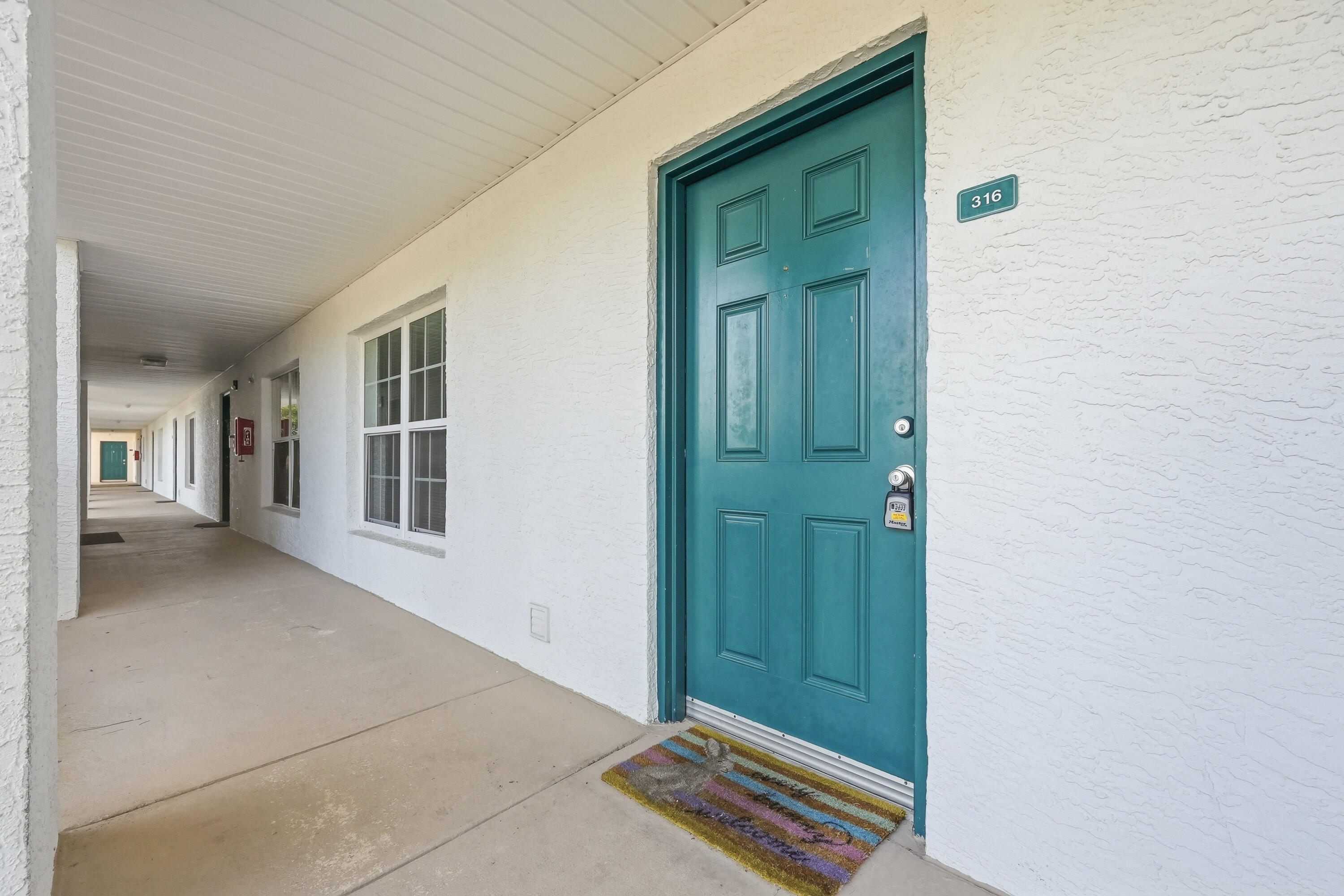 FLORIDA CLUB - Residential Lease