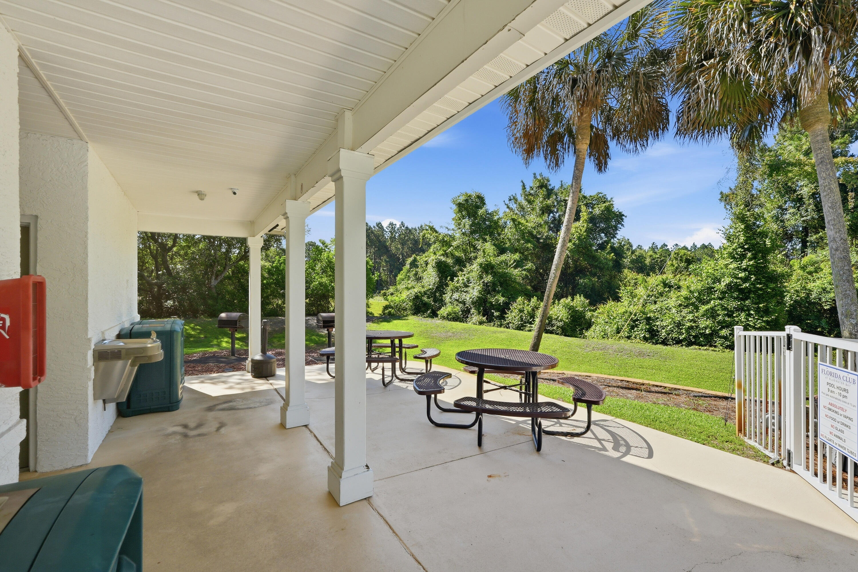 FLORIDA CLUB - Residential Lease