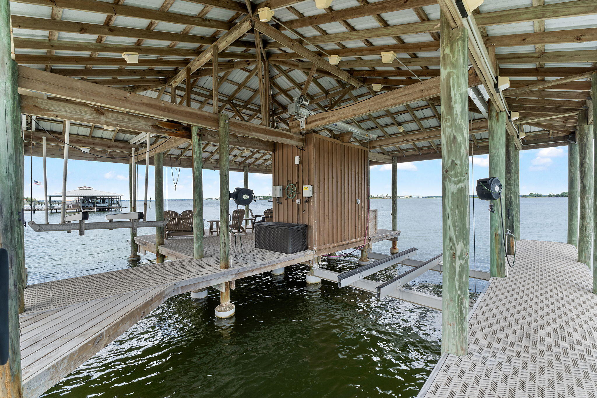 Ono Island - Residential