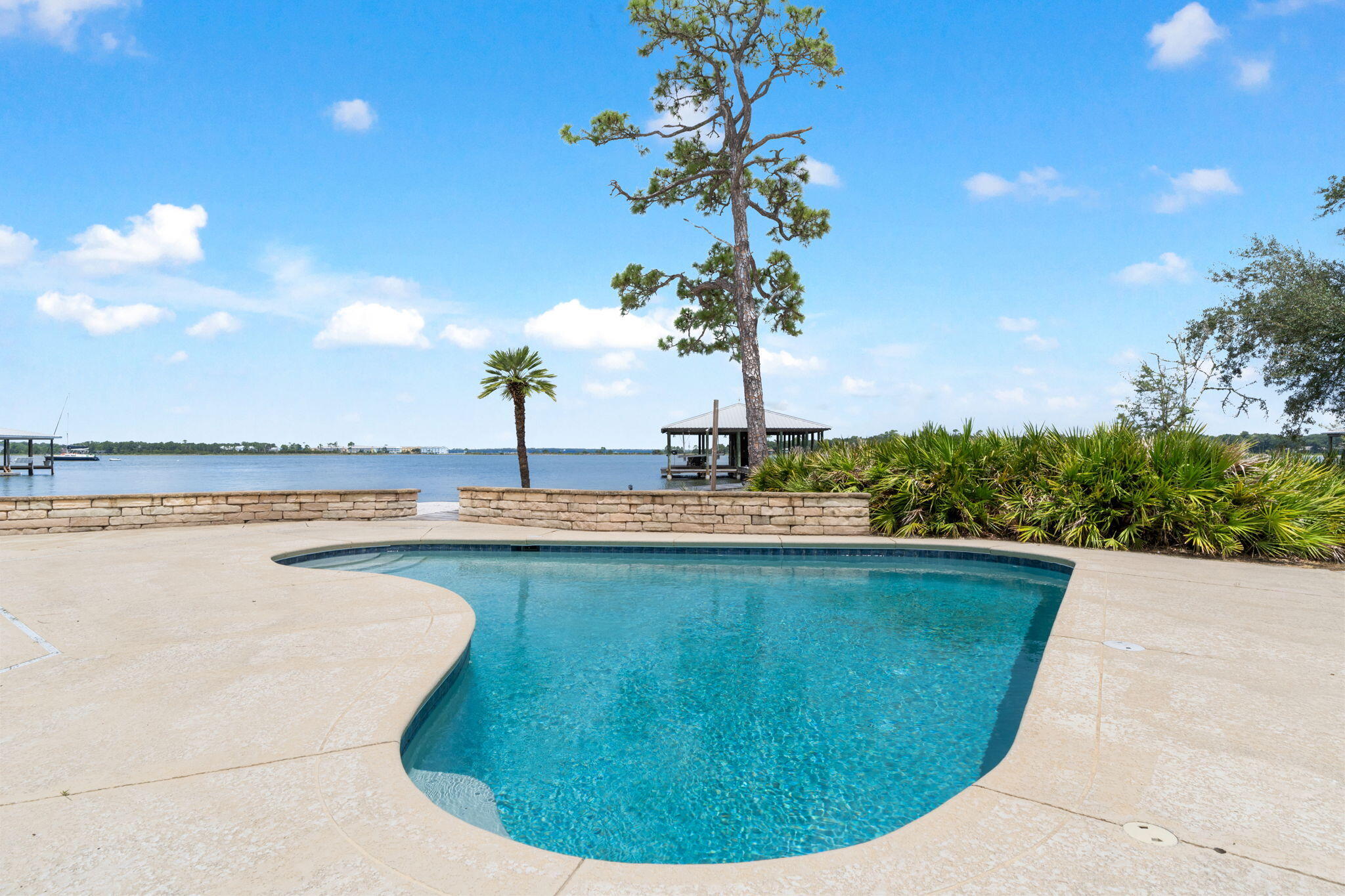 Ono Island - Residential