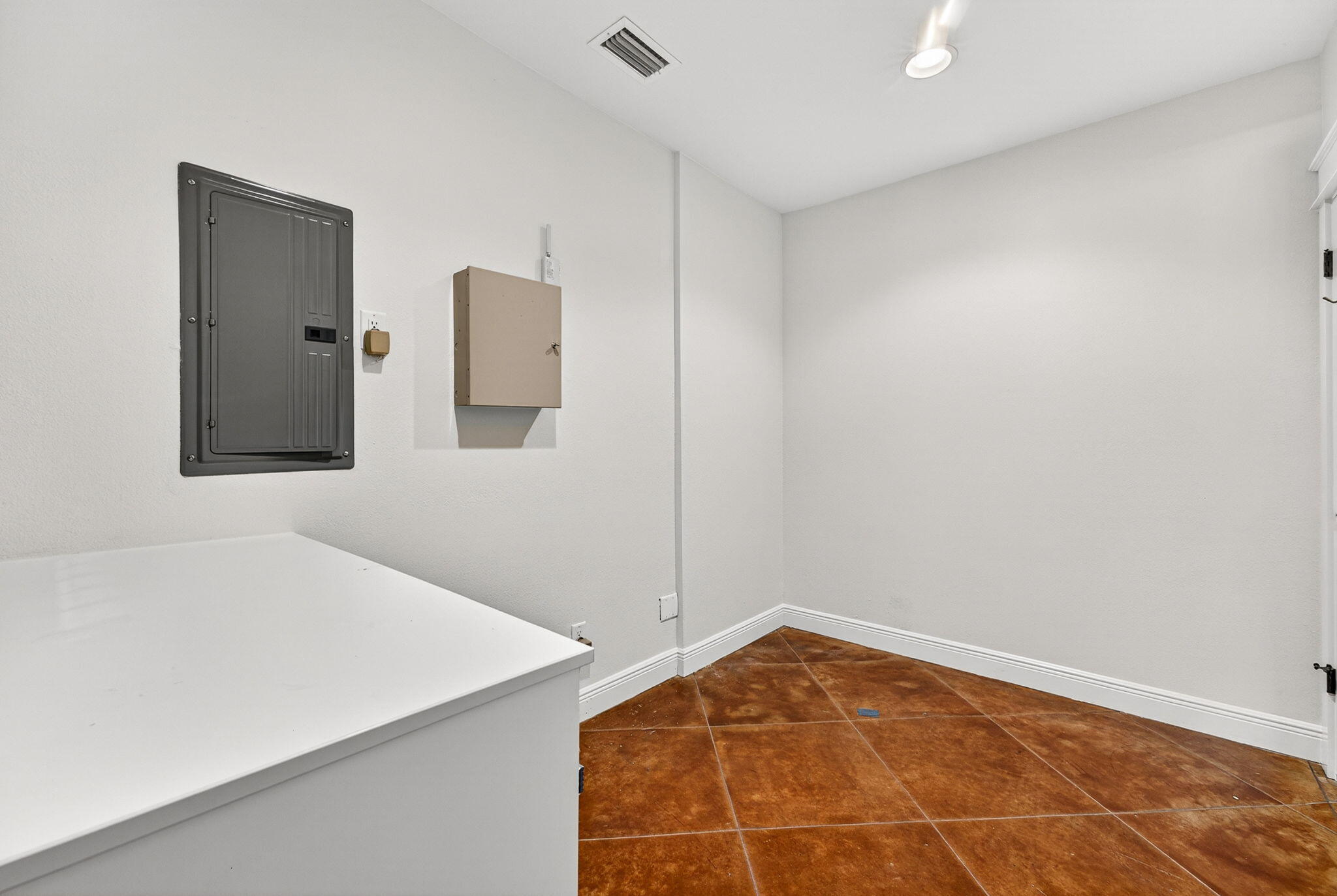 NO RECORDED PROJECT - Residential