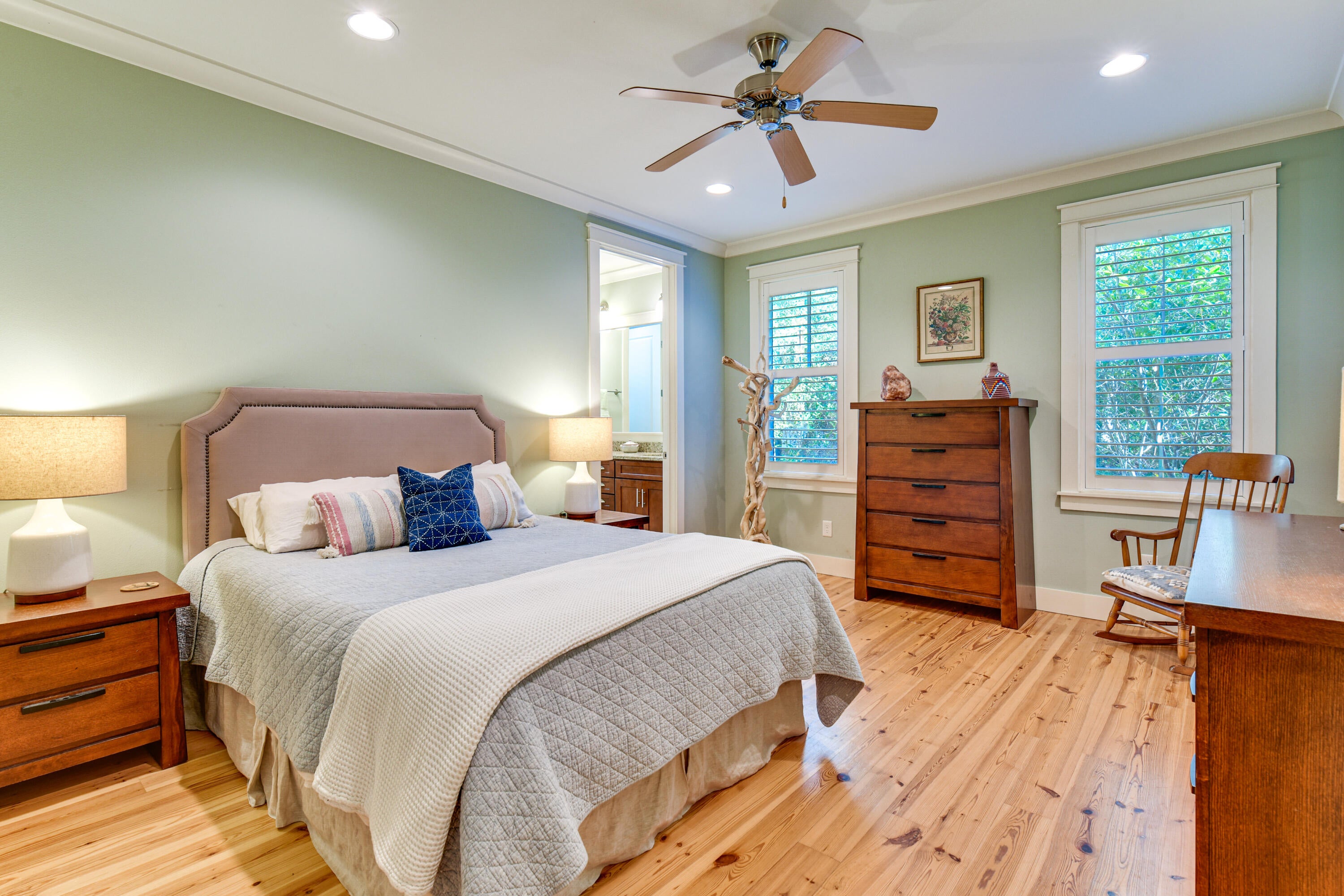 FOREST LAKES - Residential