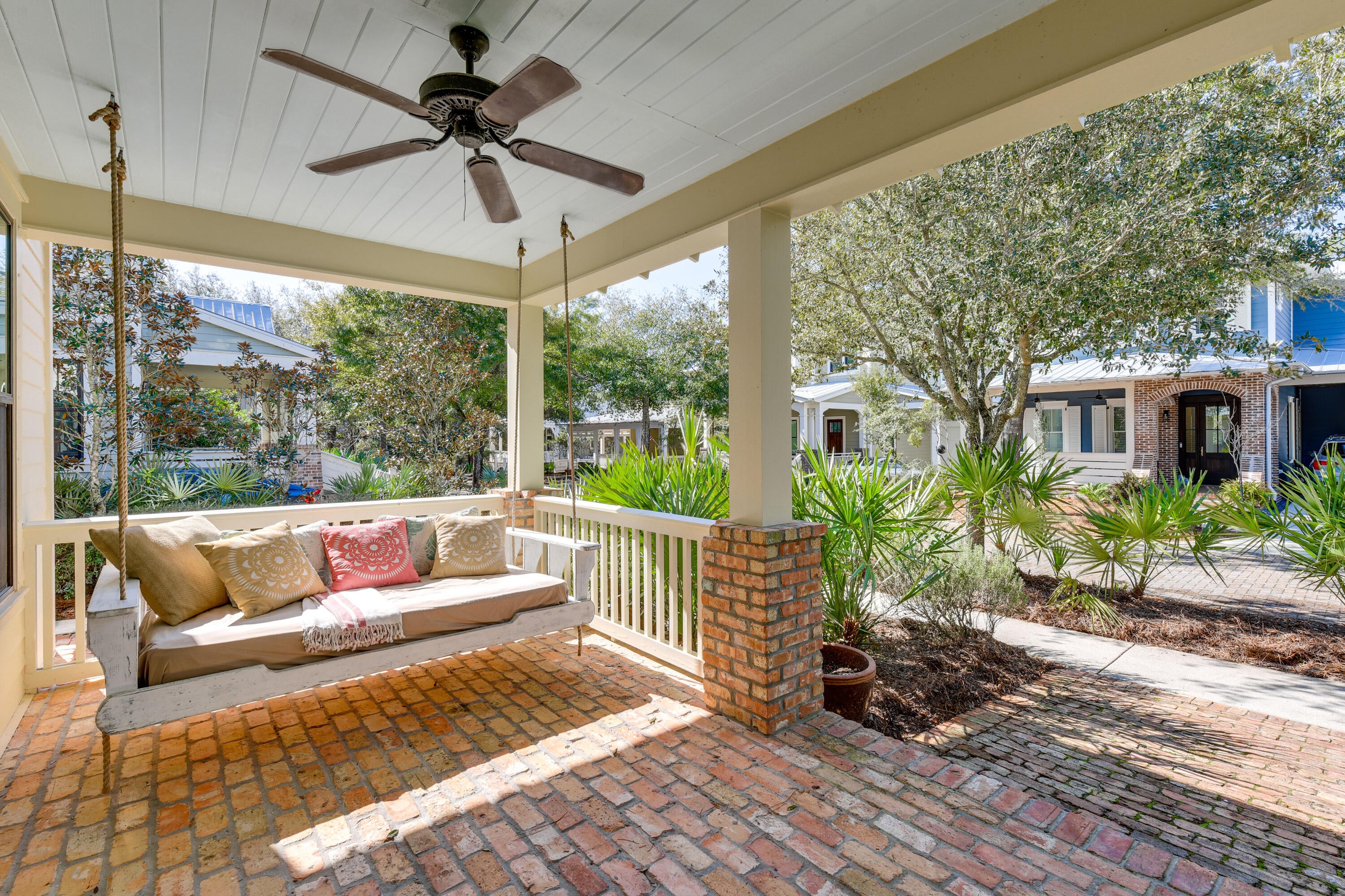 FOREST LAKES - Residential